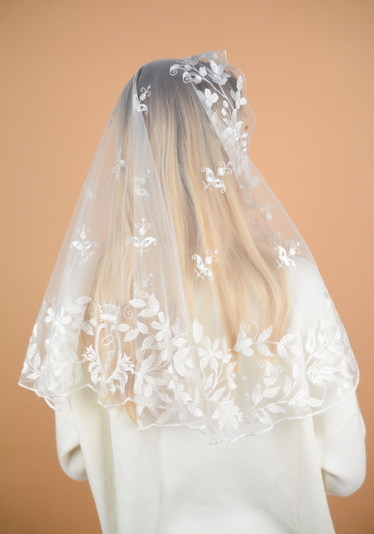 LONG IVORY EXCLUSIVE VEIL - MariaVeils