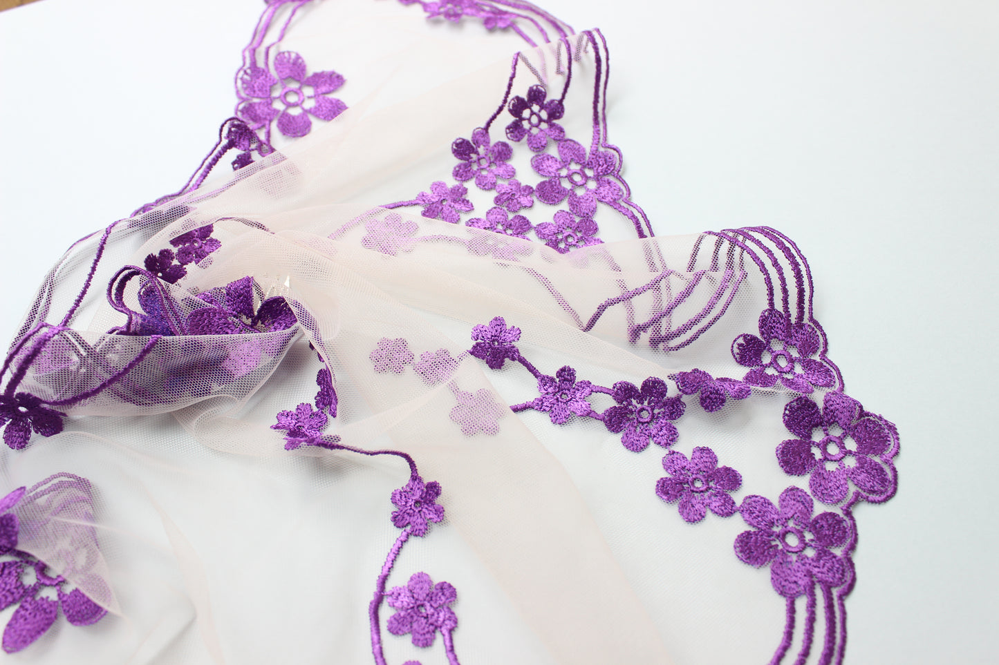 NEW COLOR Bestseller! Purple lace veil - MariaVeils
