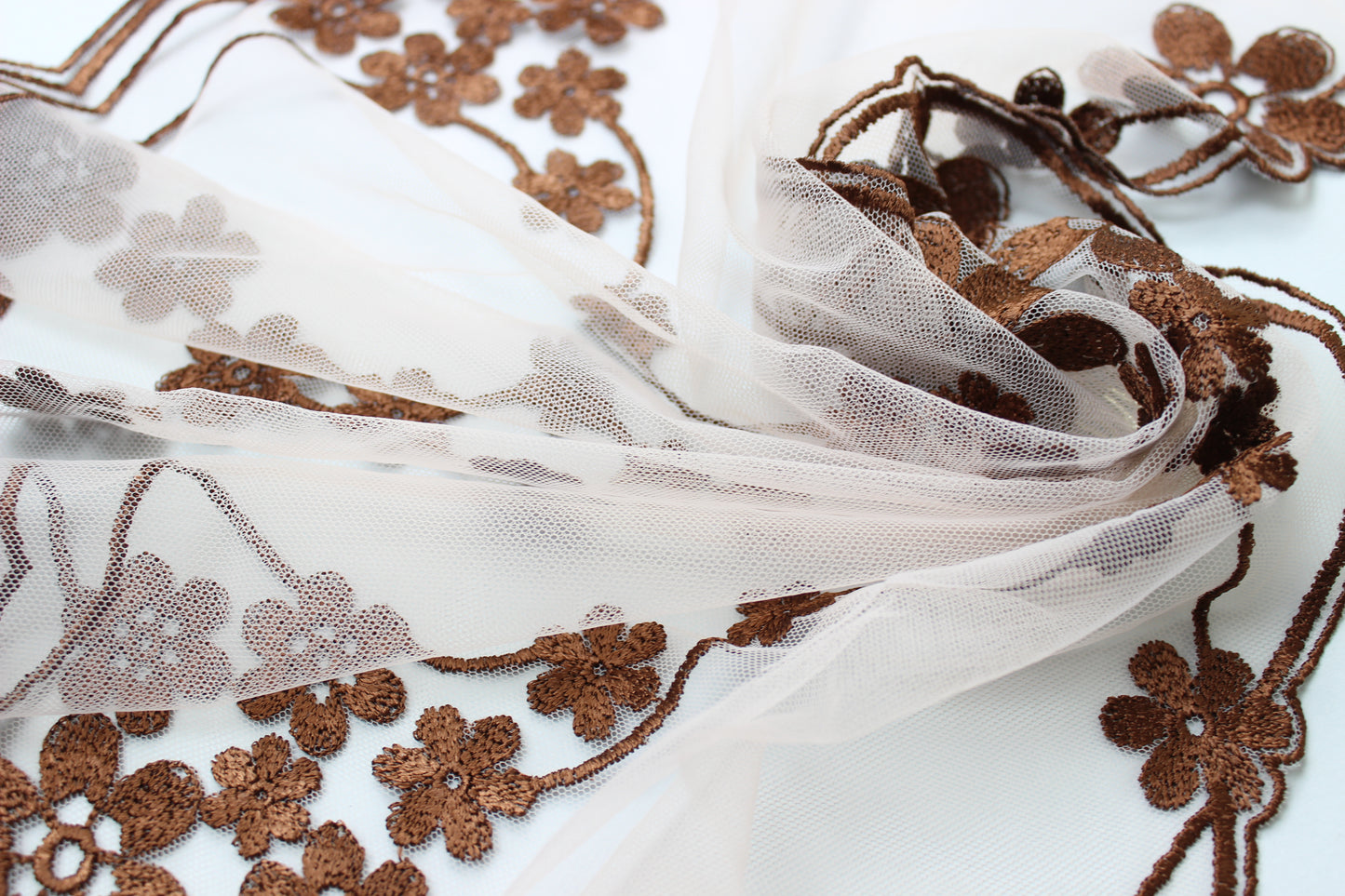 NEW COLOR Bestseller! Brown lace veil - MariaVeils