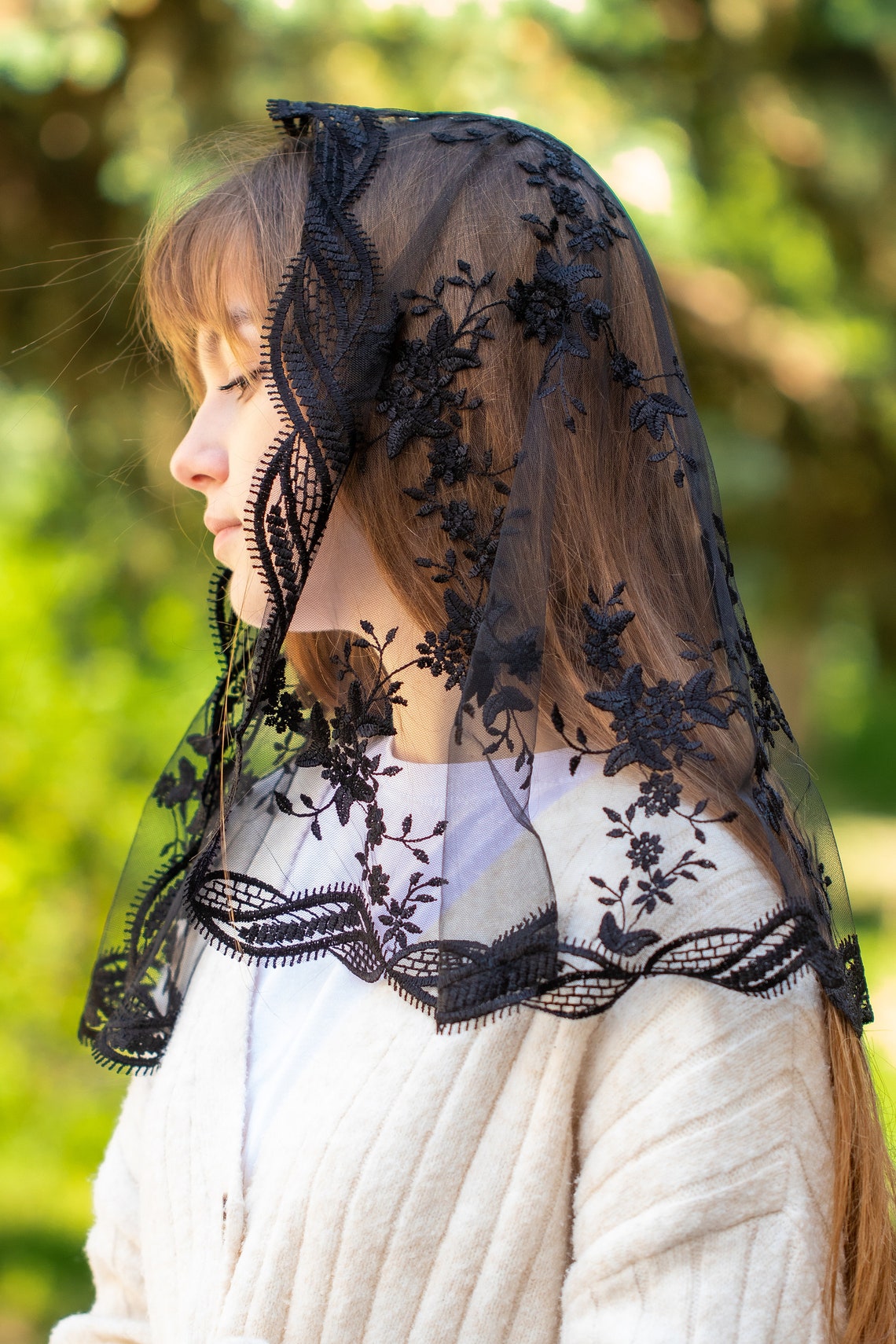 Short floral veil - MariaVeils