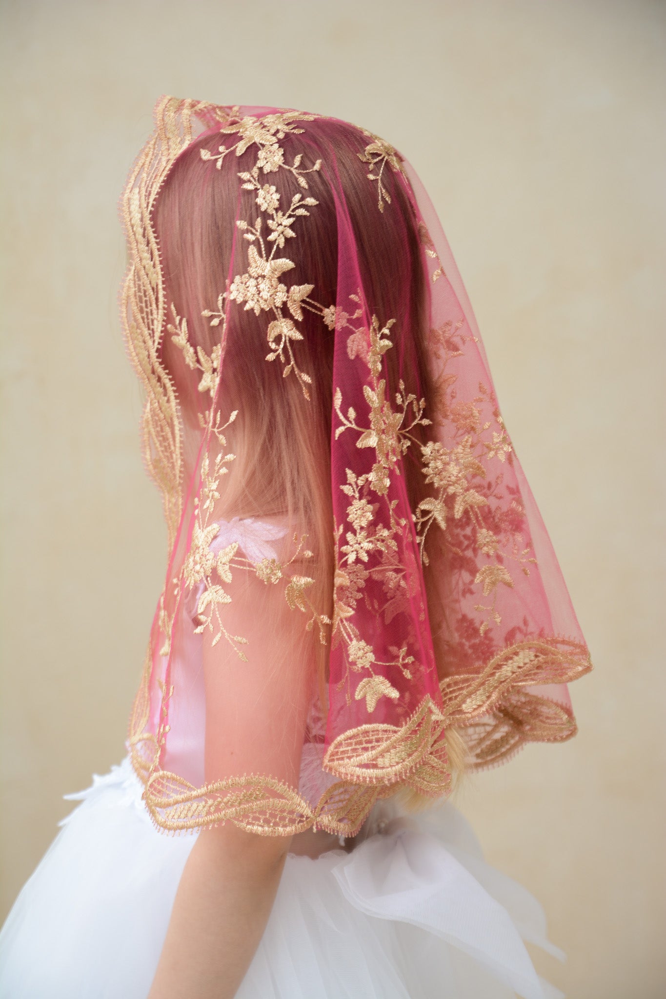 GOLD CHILD VEIL