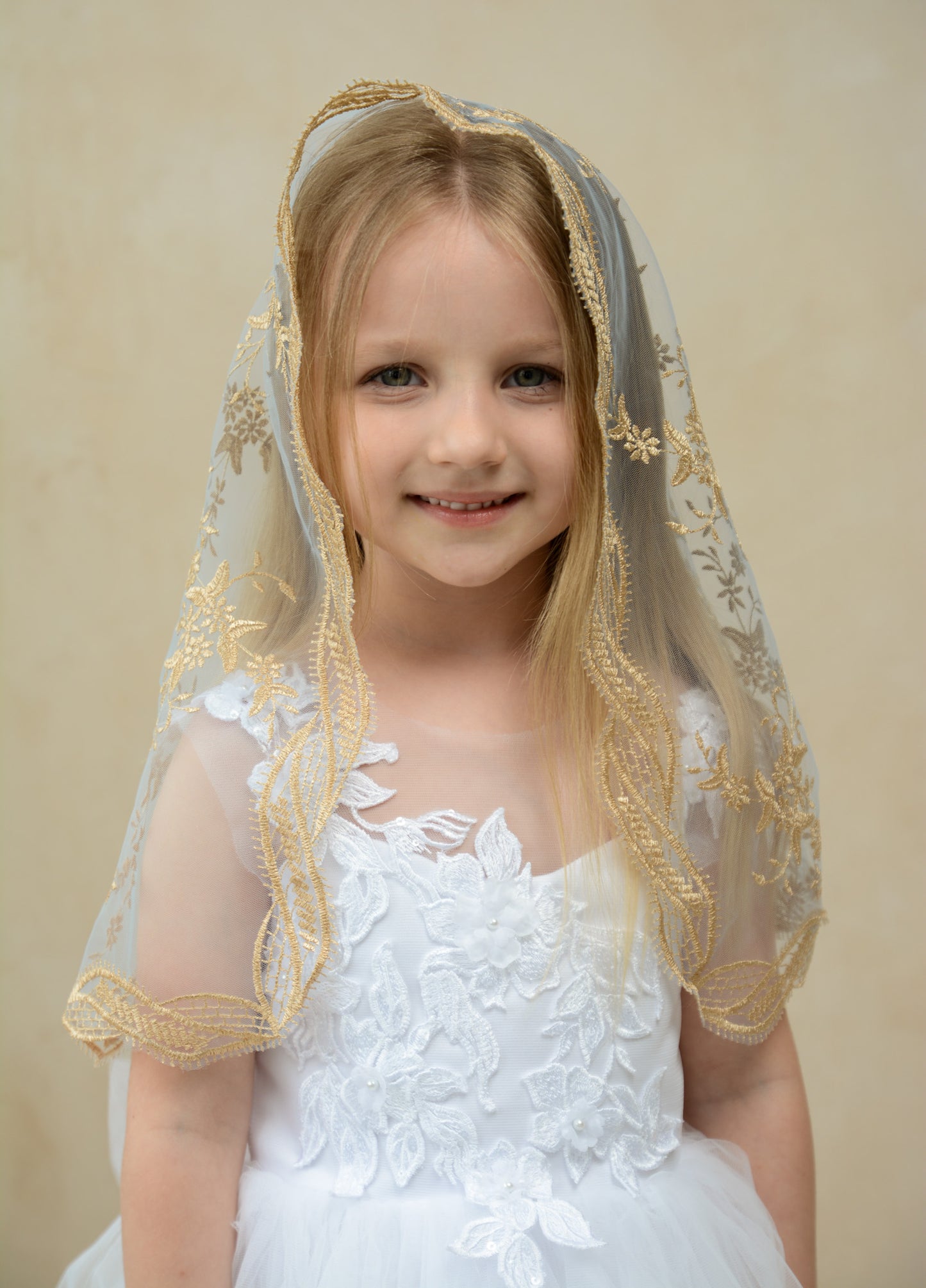 GOLD & BLUE VEIL