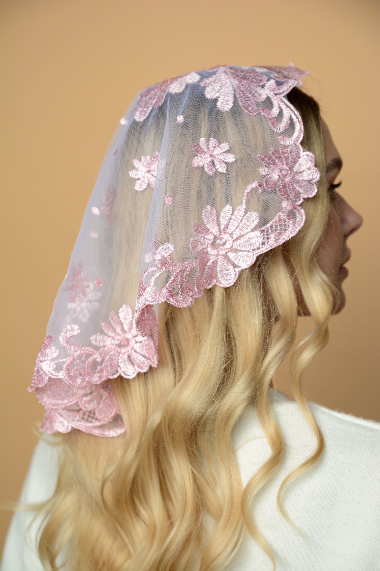 SHORT PINK VEIL