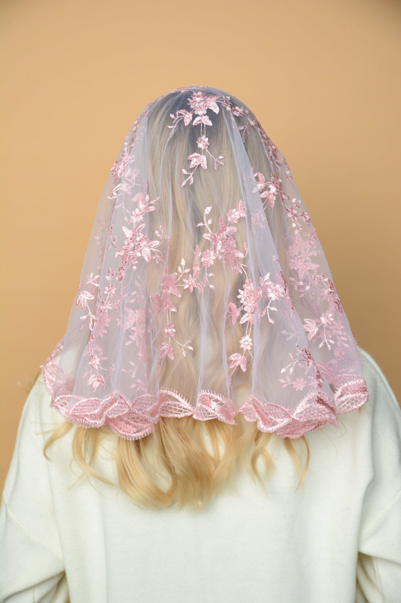 SHORT PINK VEIL - MariaVeils