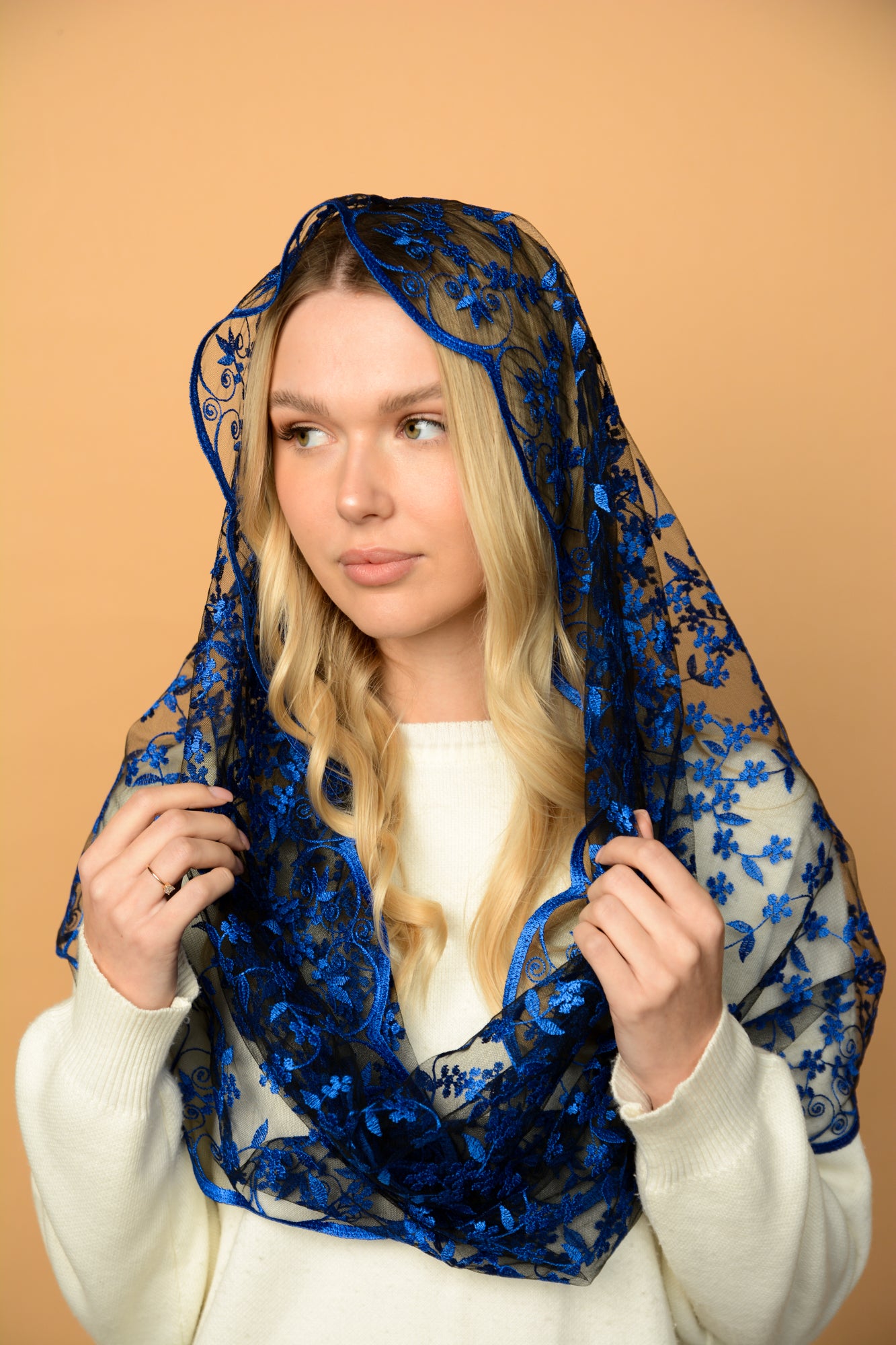 BLUE INFINITY VEIL