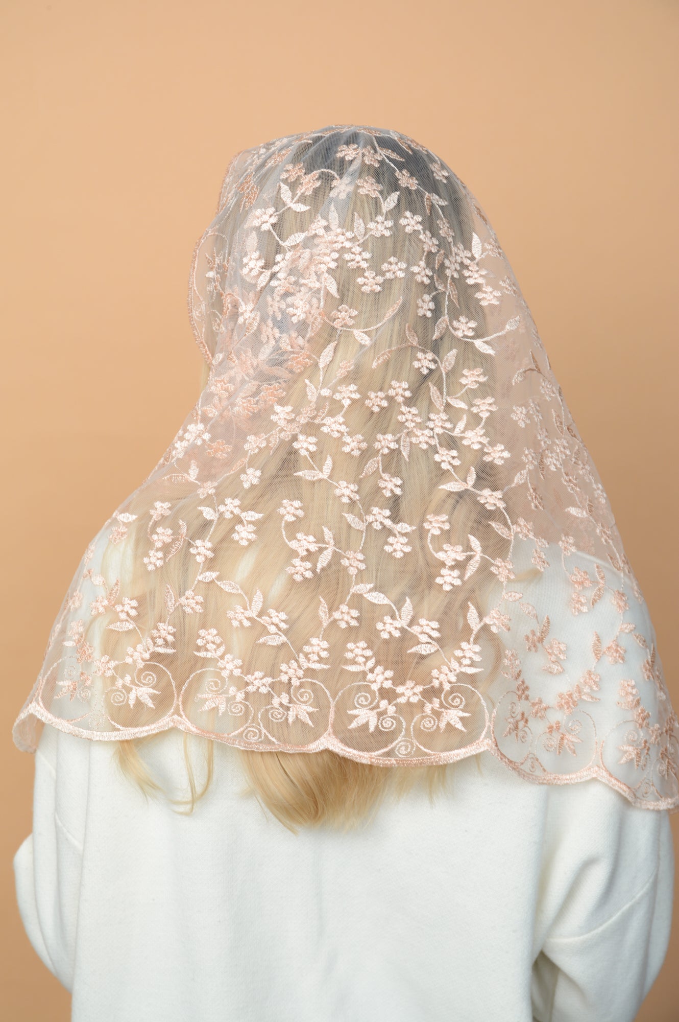 PEACH FLORAL MANTILLA