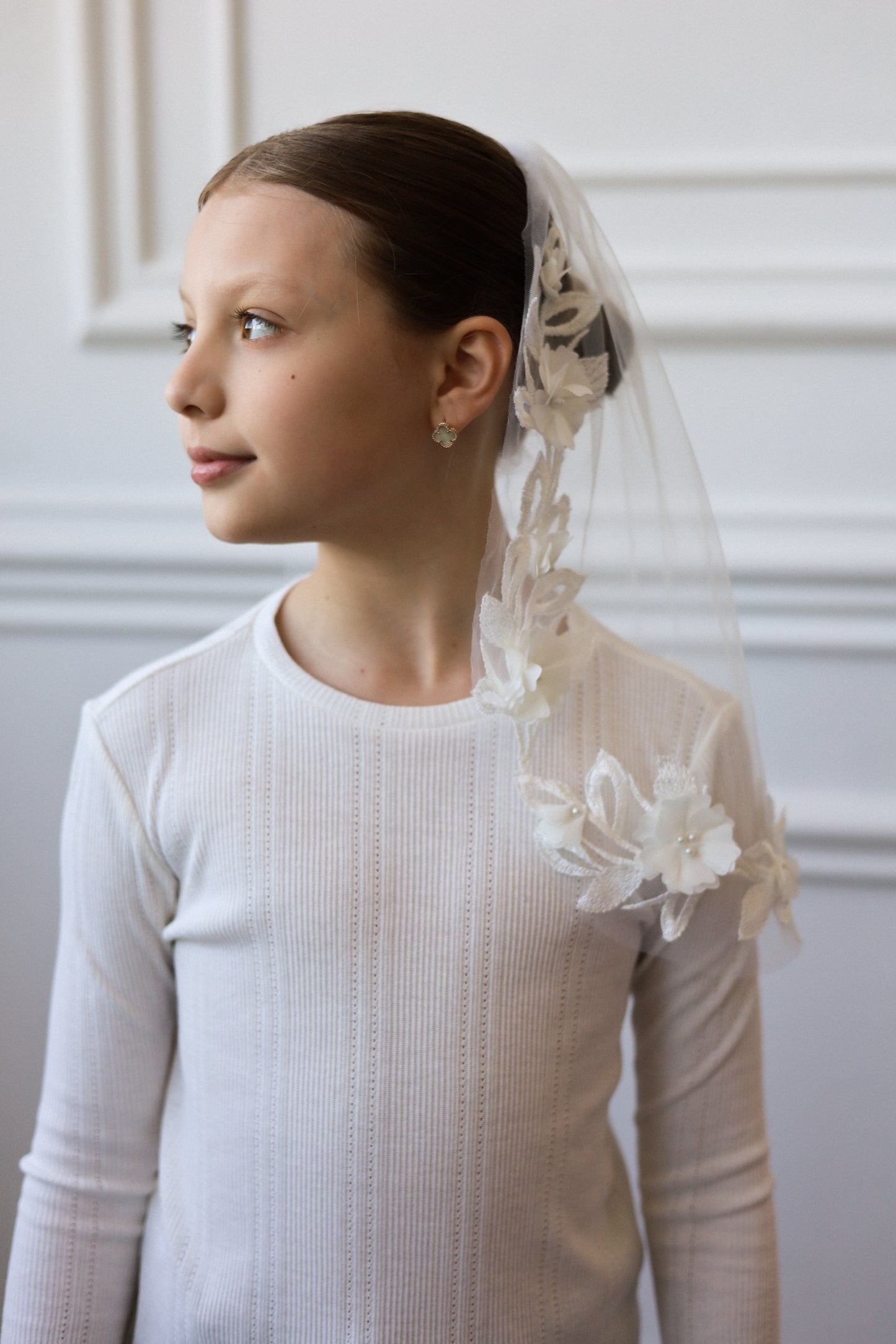 3D FLORAL CHILD VEIL