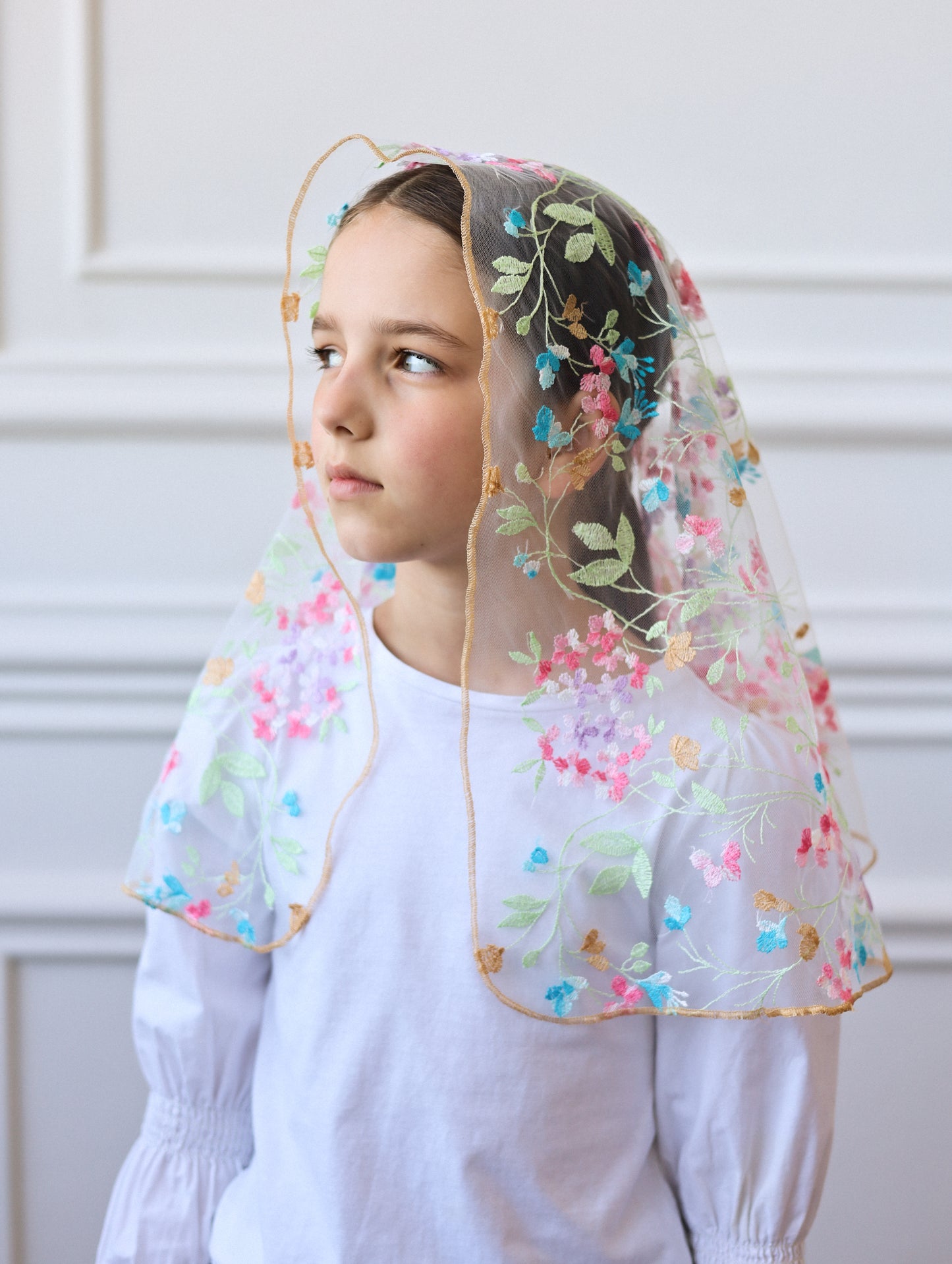 MULTICOLOR CHILD VEIL