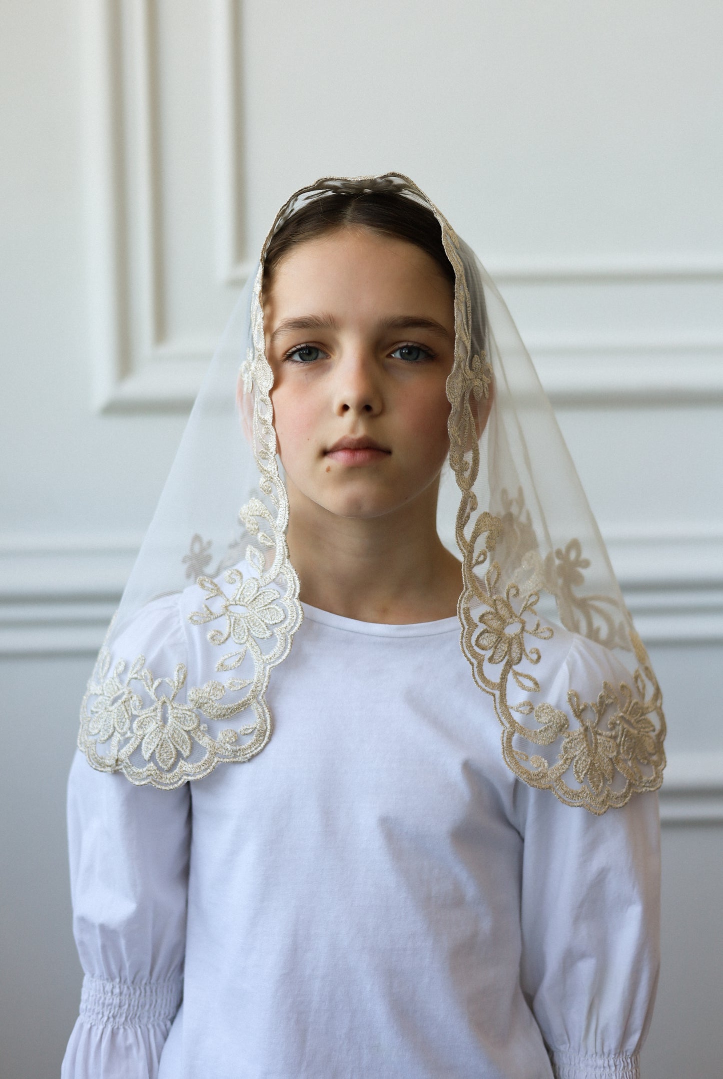 GOLD CHILD VEIL