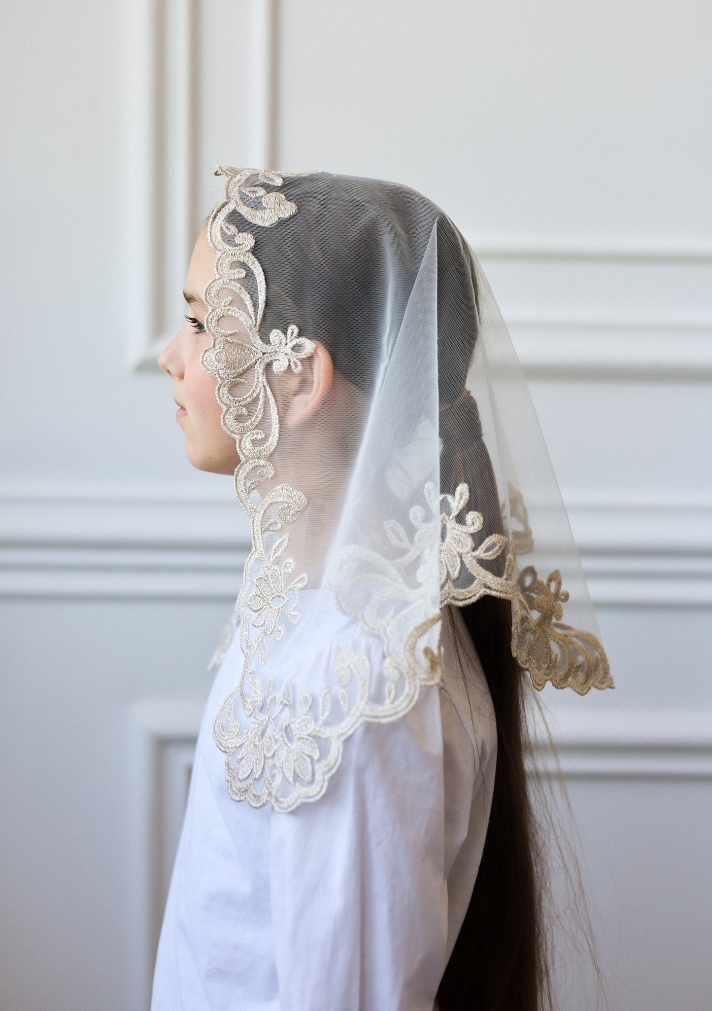 GOLD CHILD VEIL