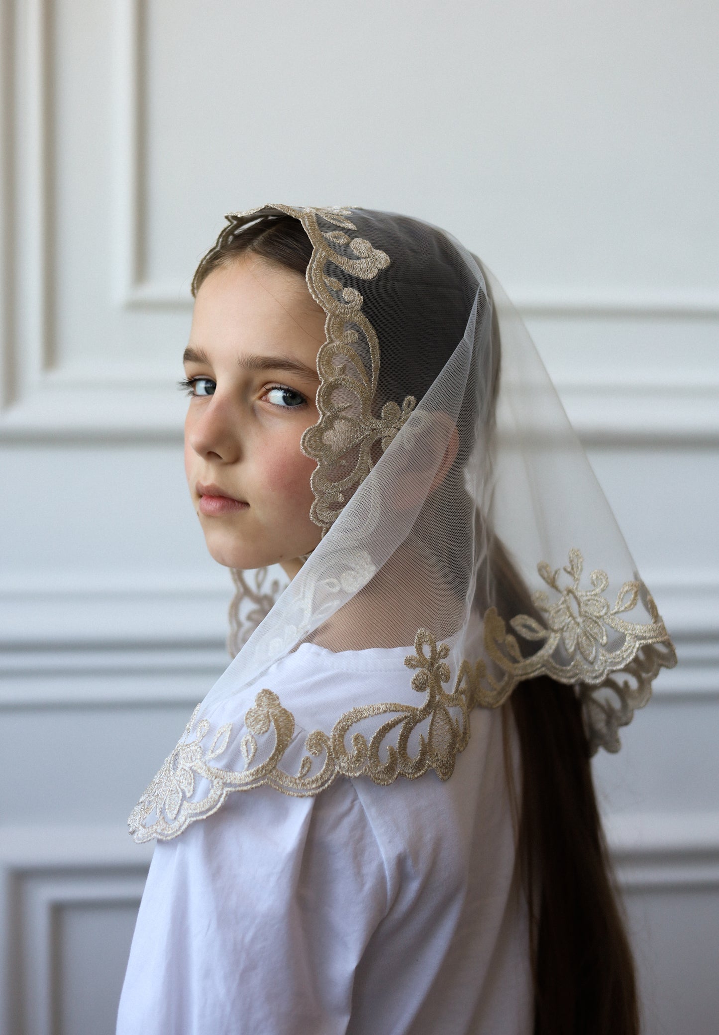 GOLD CHILD VEIL
