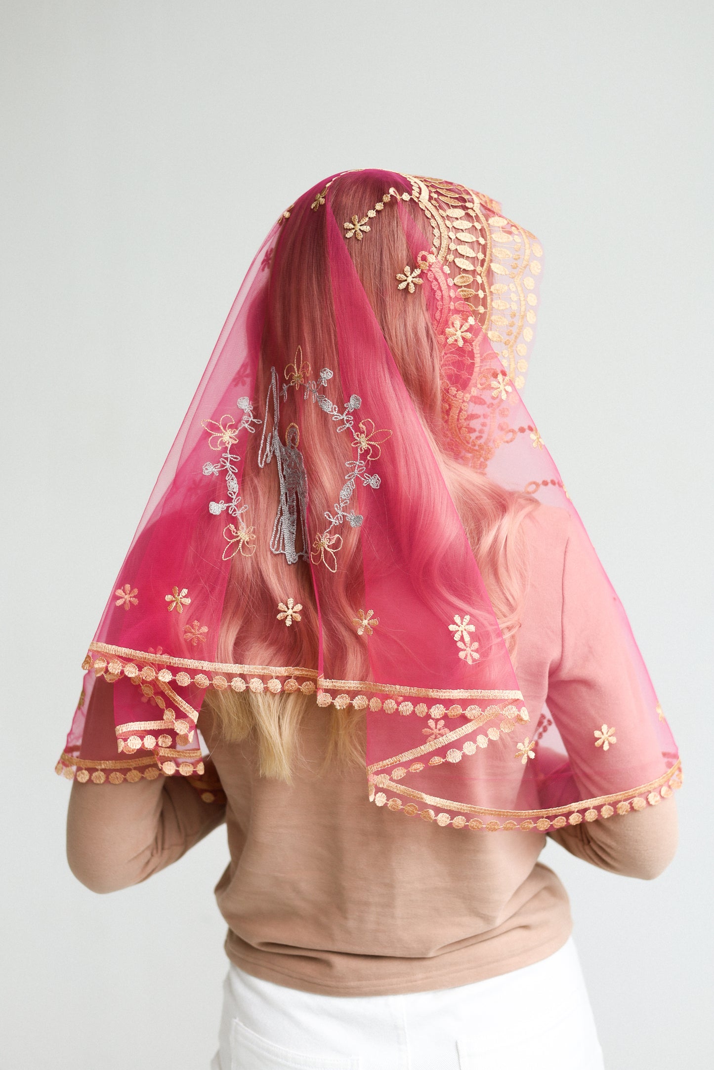 VEIL WITH JESUS EMBROIDERY