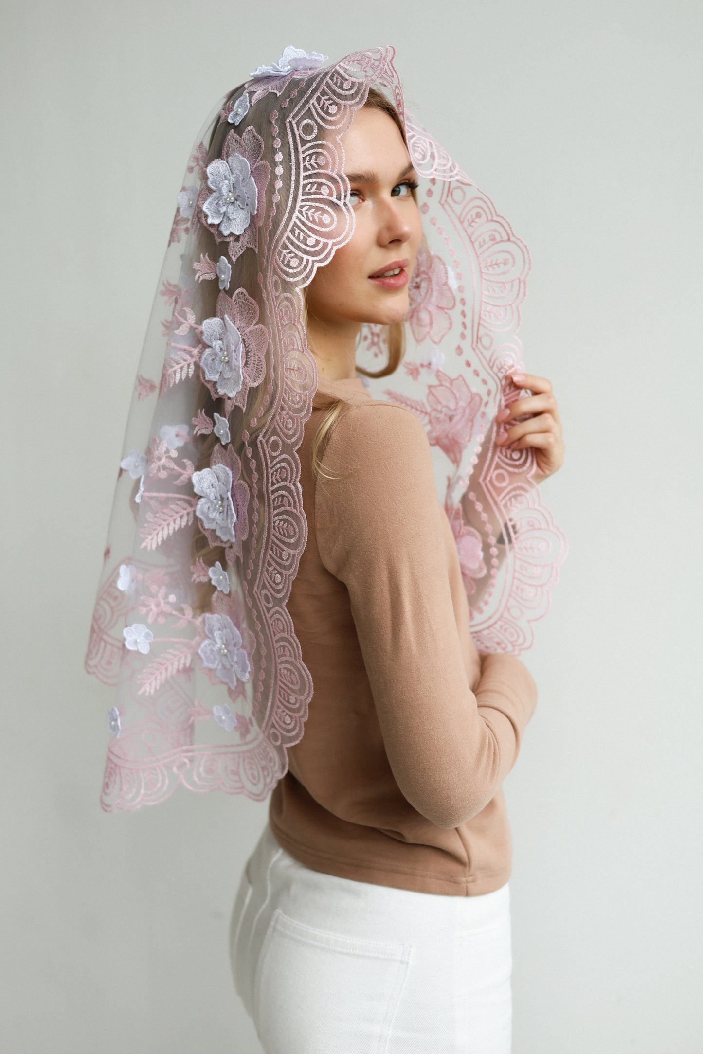 NEW 3D PINK MANTILLA