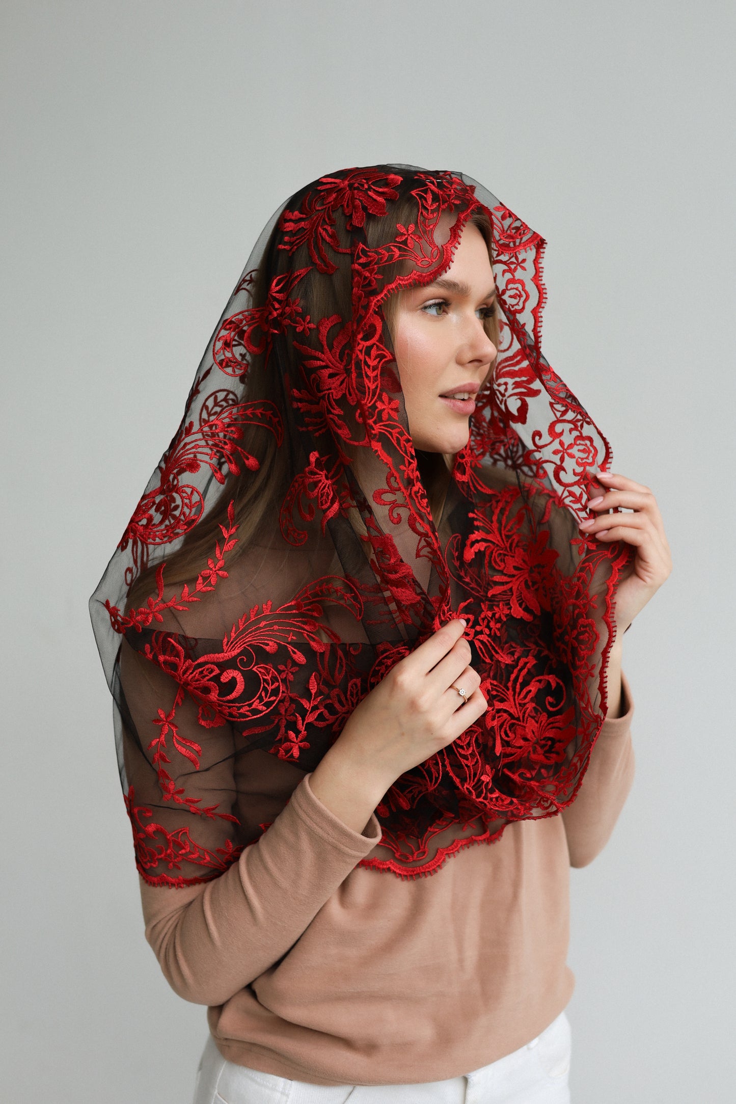 BLUE INFINITY MANTILLA