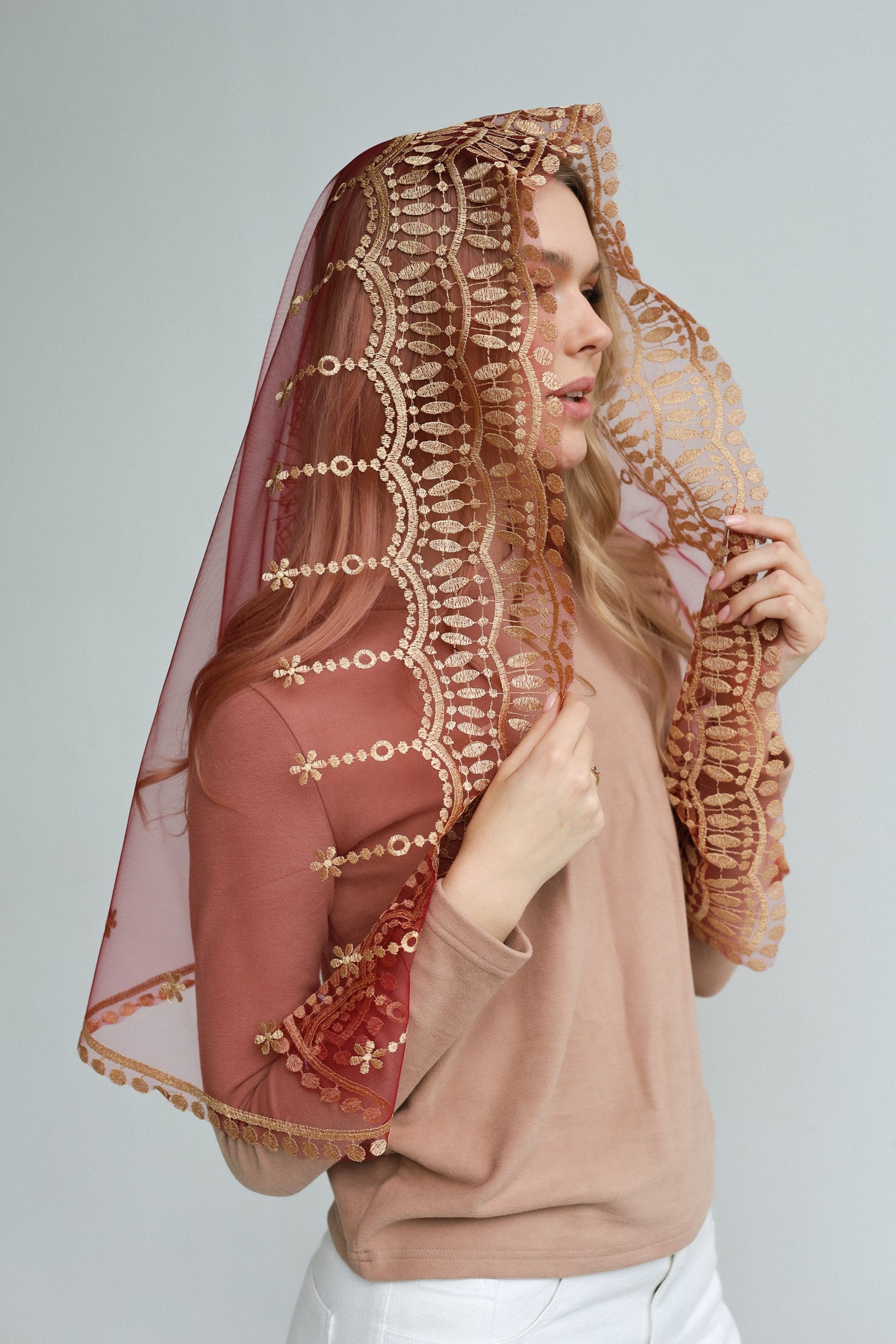 RED SACRED HEART VEIL
