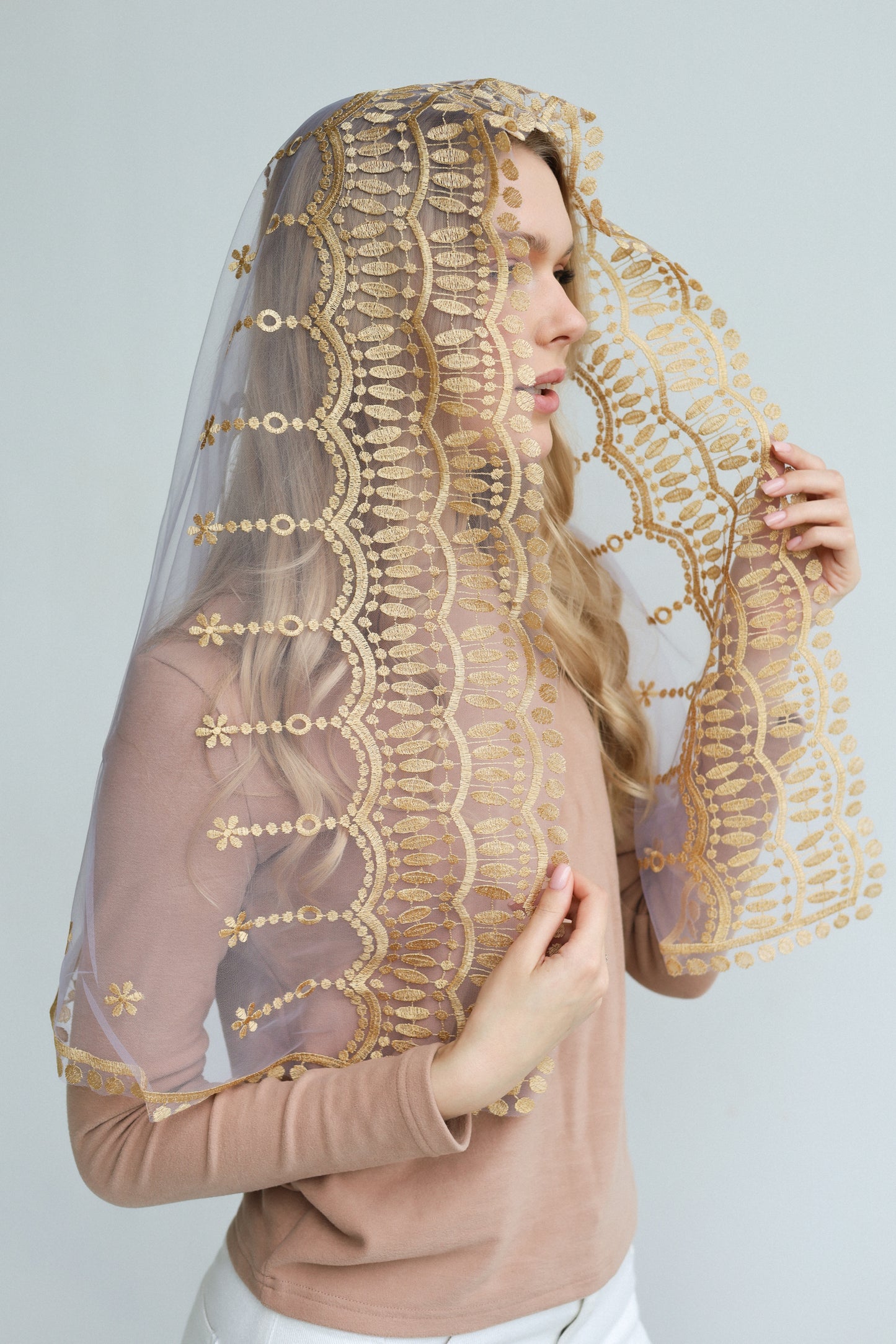 PURPLE VEIL WITH HEART EMBROIDERY