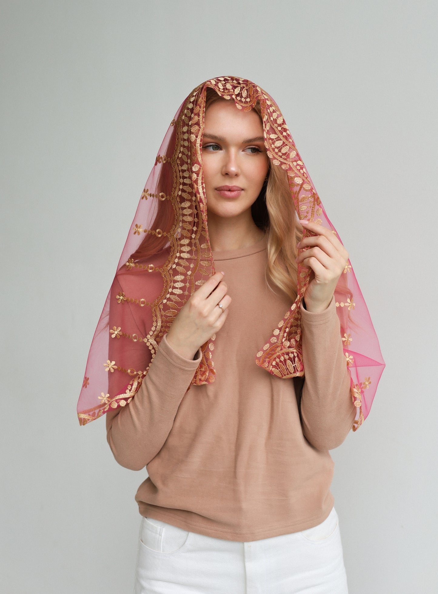 AVE MARIA EMBROIDERY VEIL