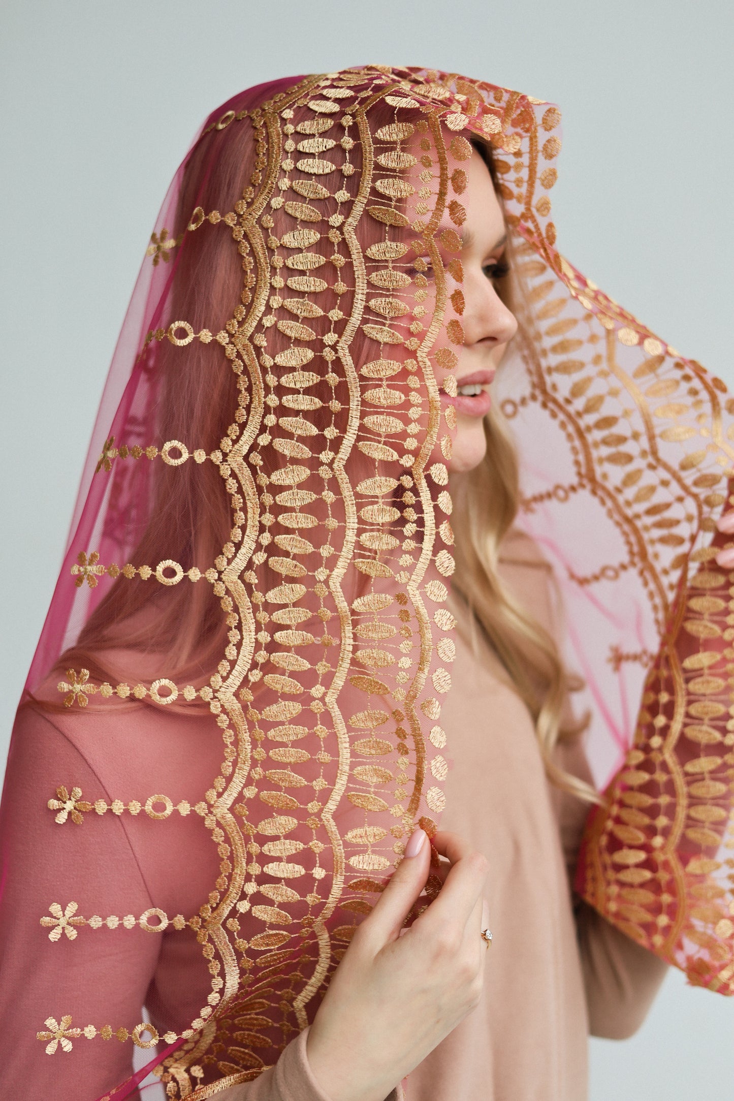 AVE MARIA EMBROIDERY VEIL