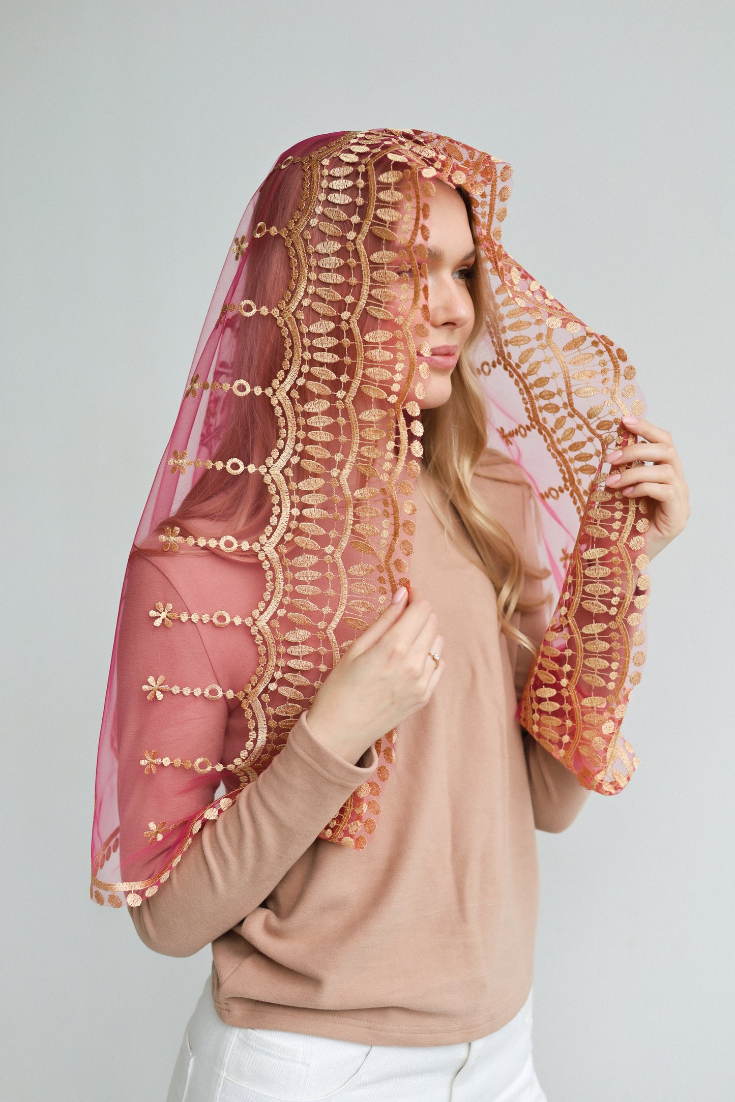 AVE MARIA EMBROIDERY VEIL