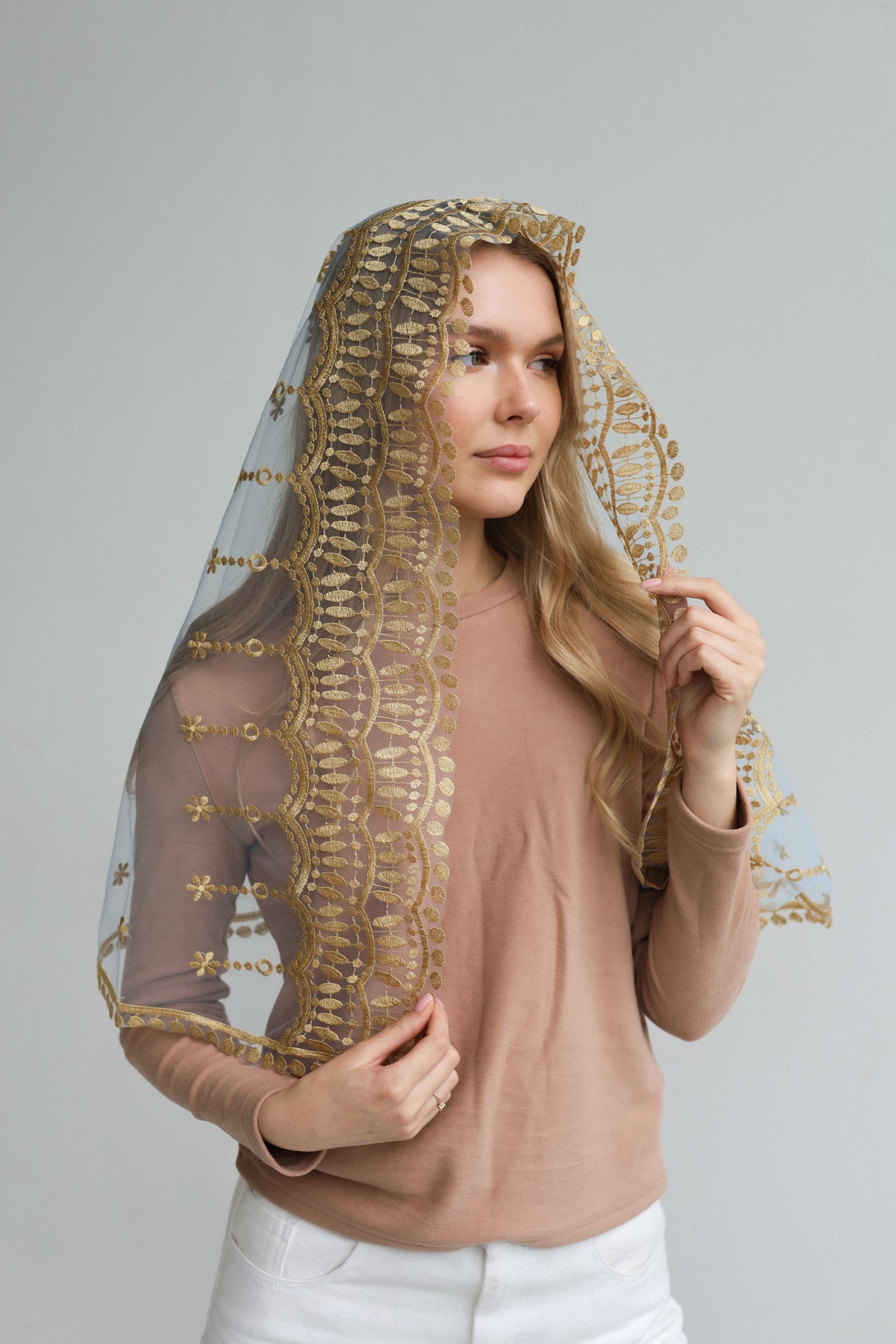 LIGHT BLUE MANTILLA WITH HEART