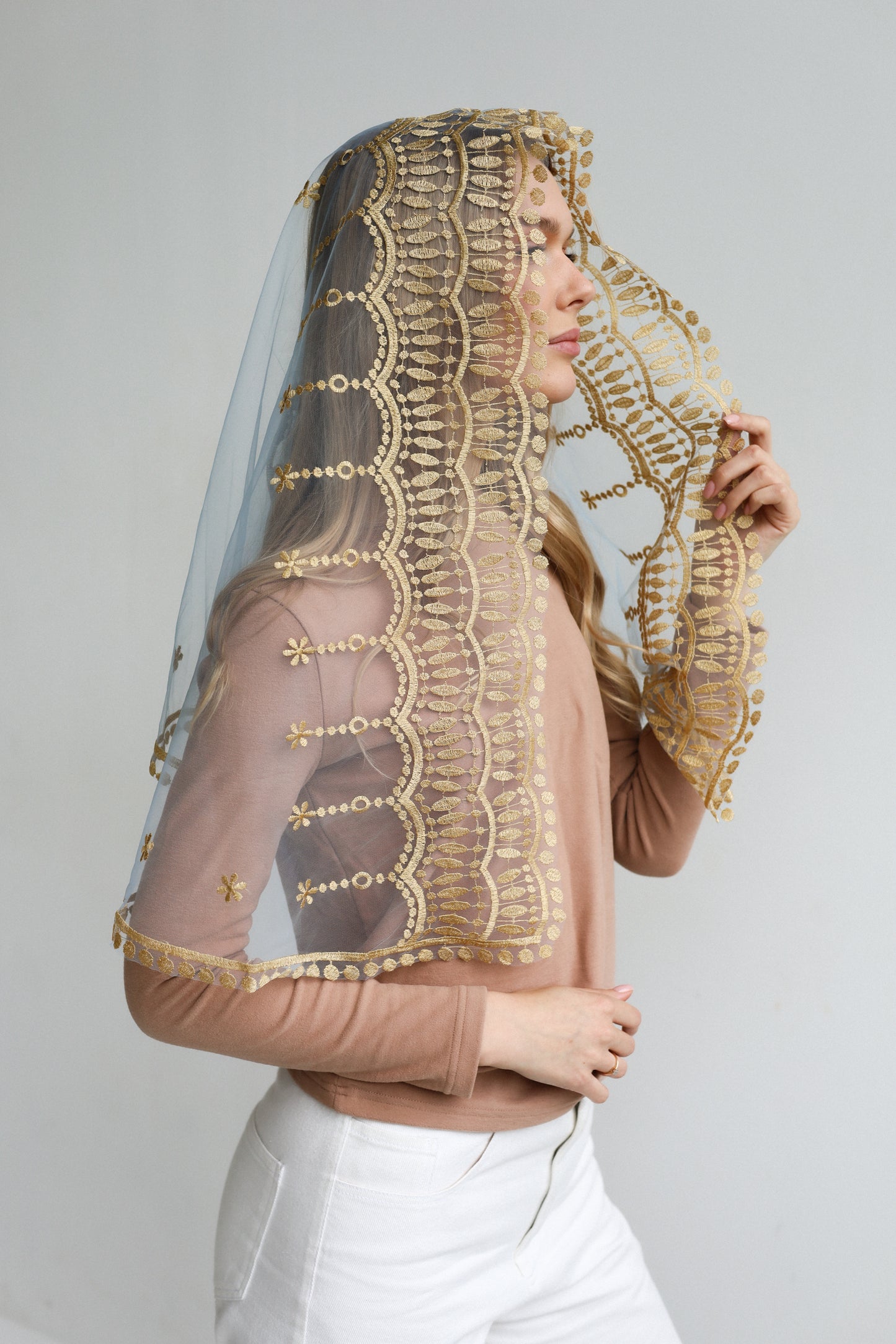 LIGHT BLUE MANTILLA WITH HEART
