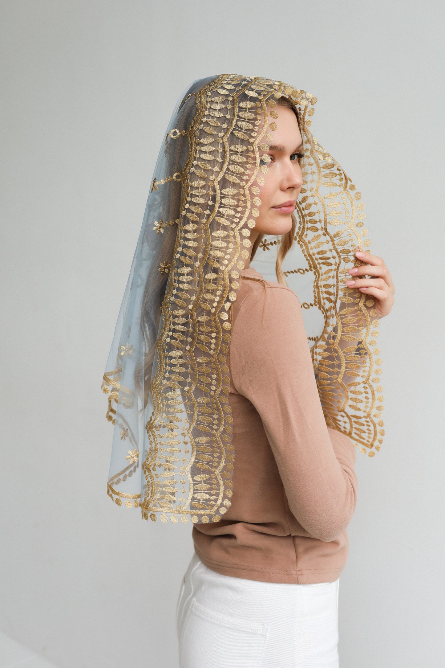 LIGHT BLUE MANTILLA WITH HEART