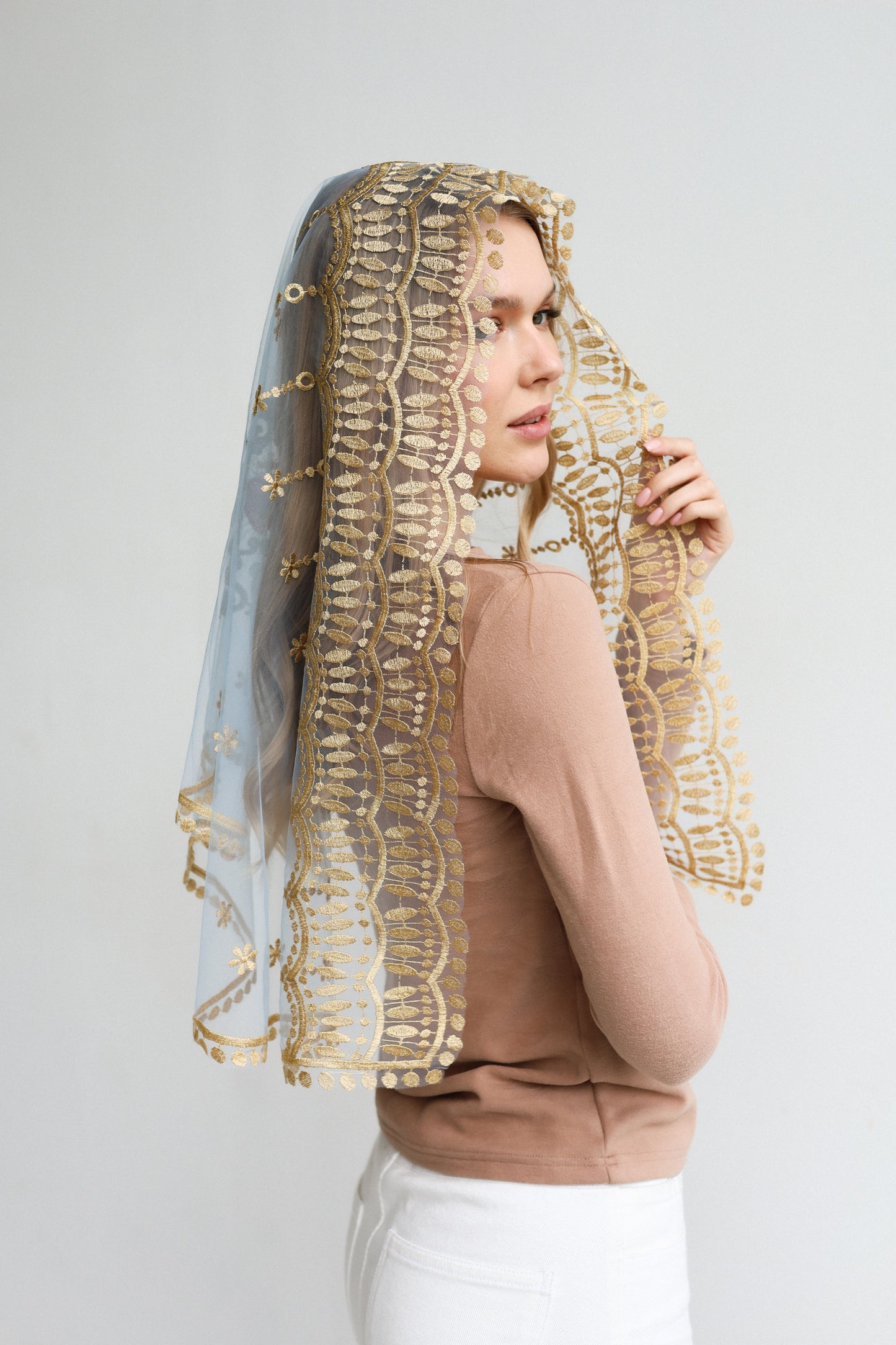 LIGHT BLUE MANTILLA WITH HEART