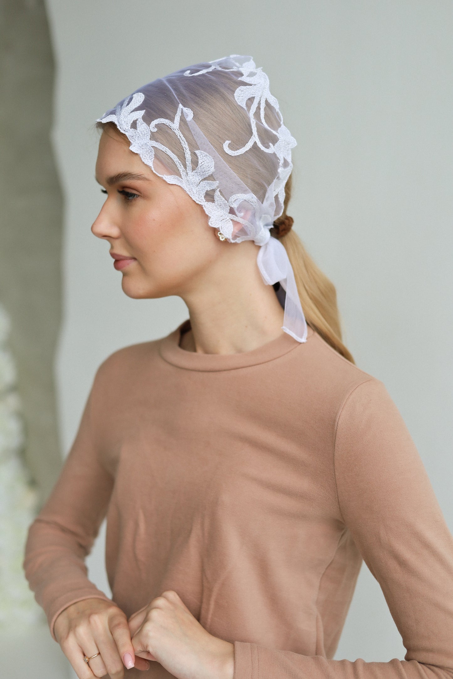 NEW WHITE HEADBAND