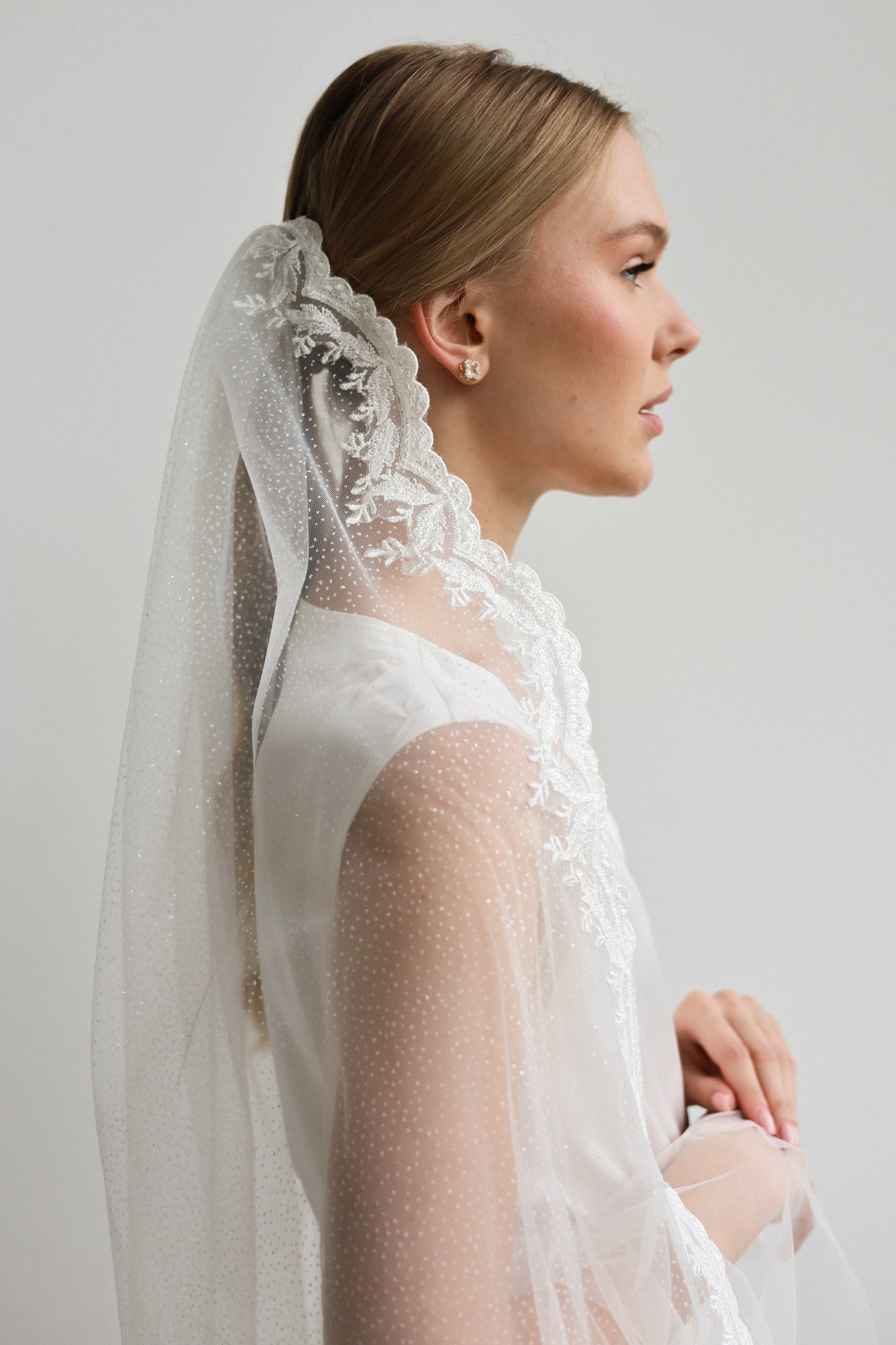 NORA WEDDING VEIL - MariaVeils