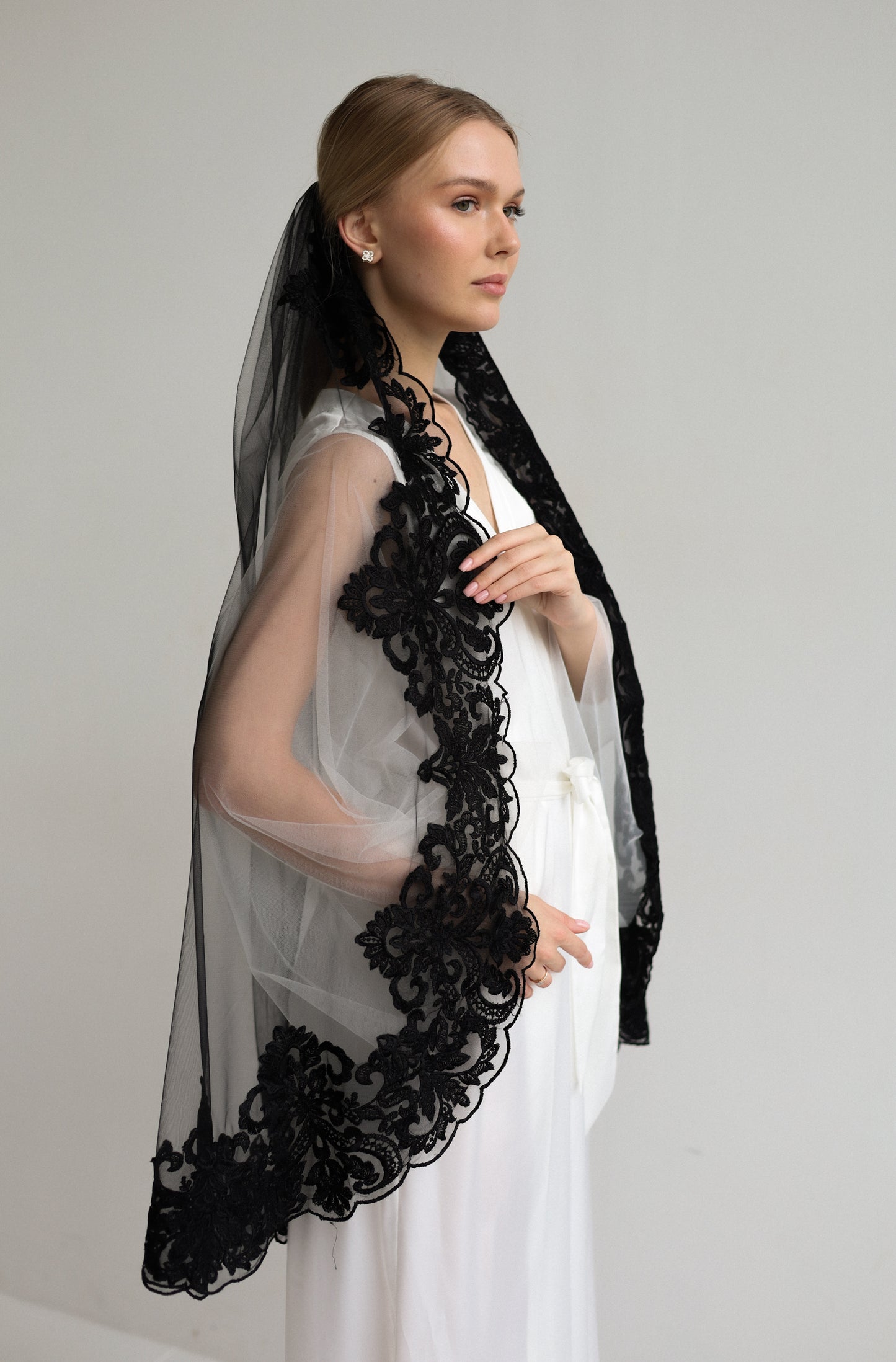 AMELIA WEDDING VEIL - MariaVeils