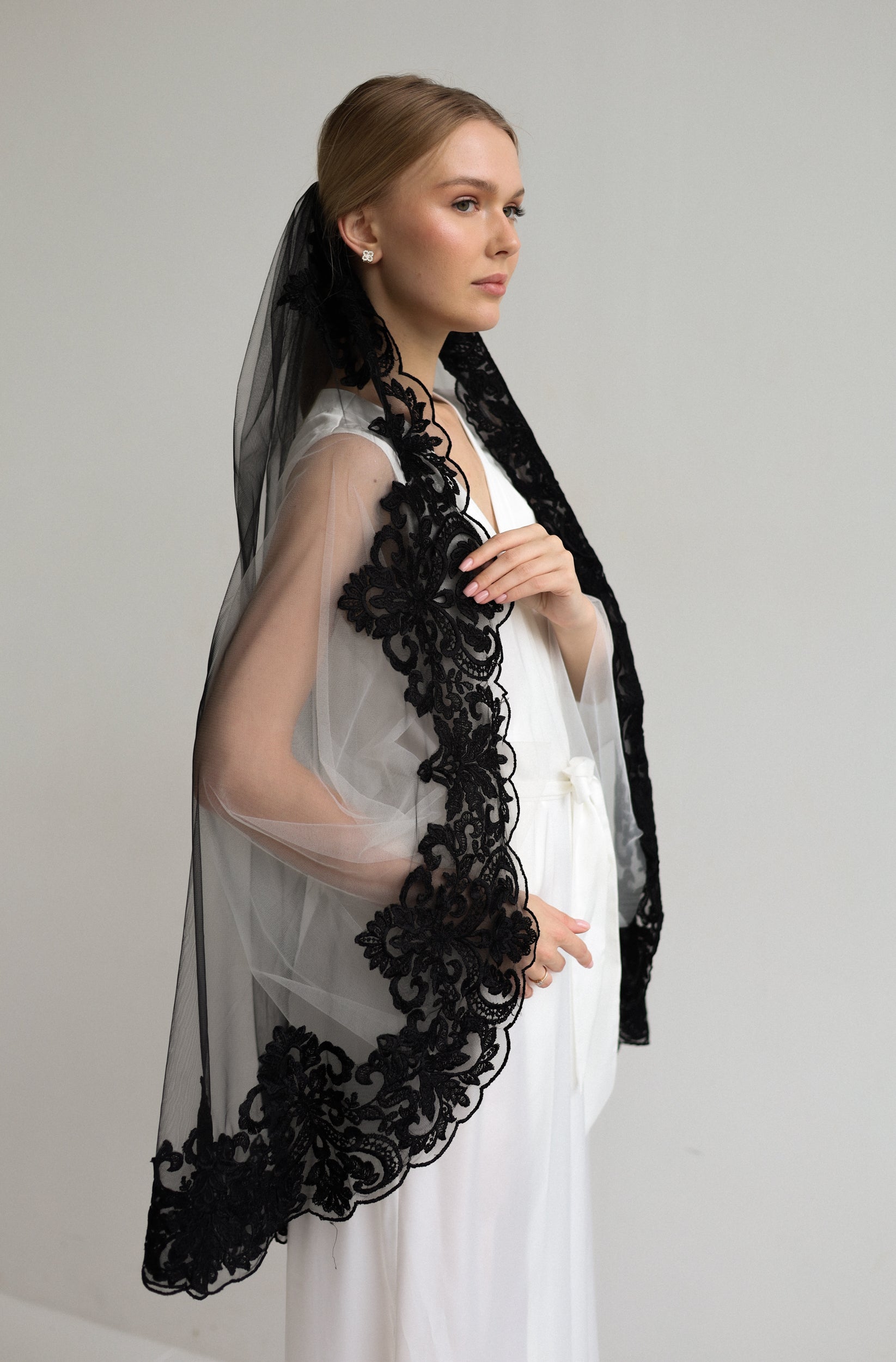 AMELIA WEDDING VEIL - MariaVeils