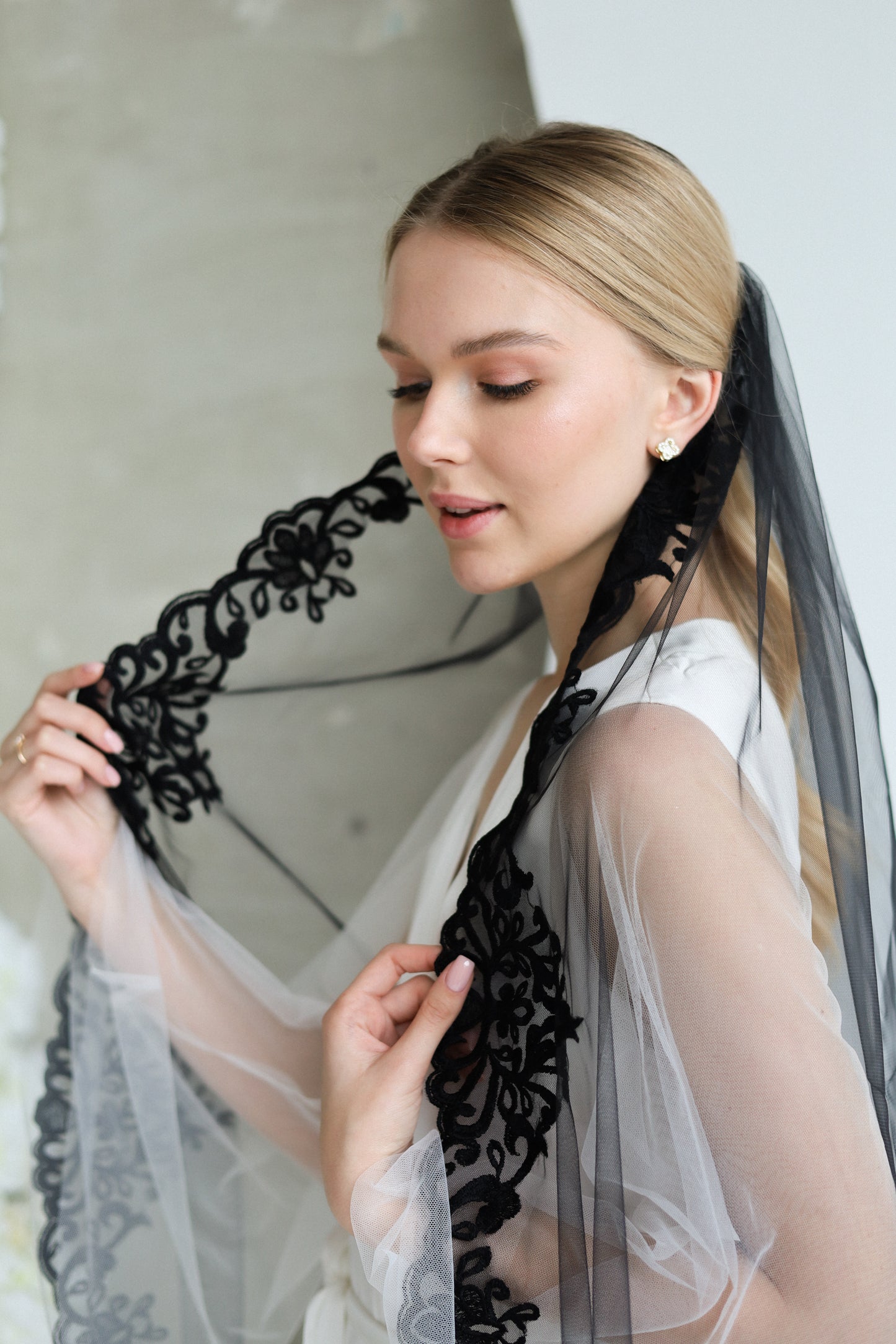 AMBER WEDDING VEIL - MariaVeils