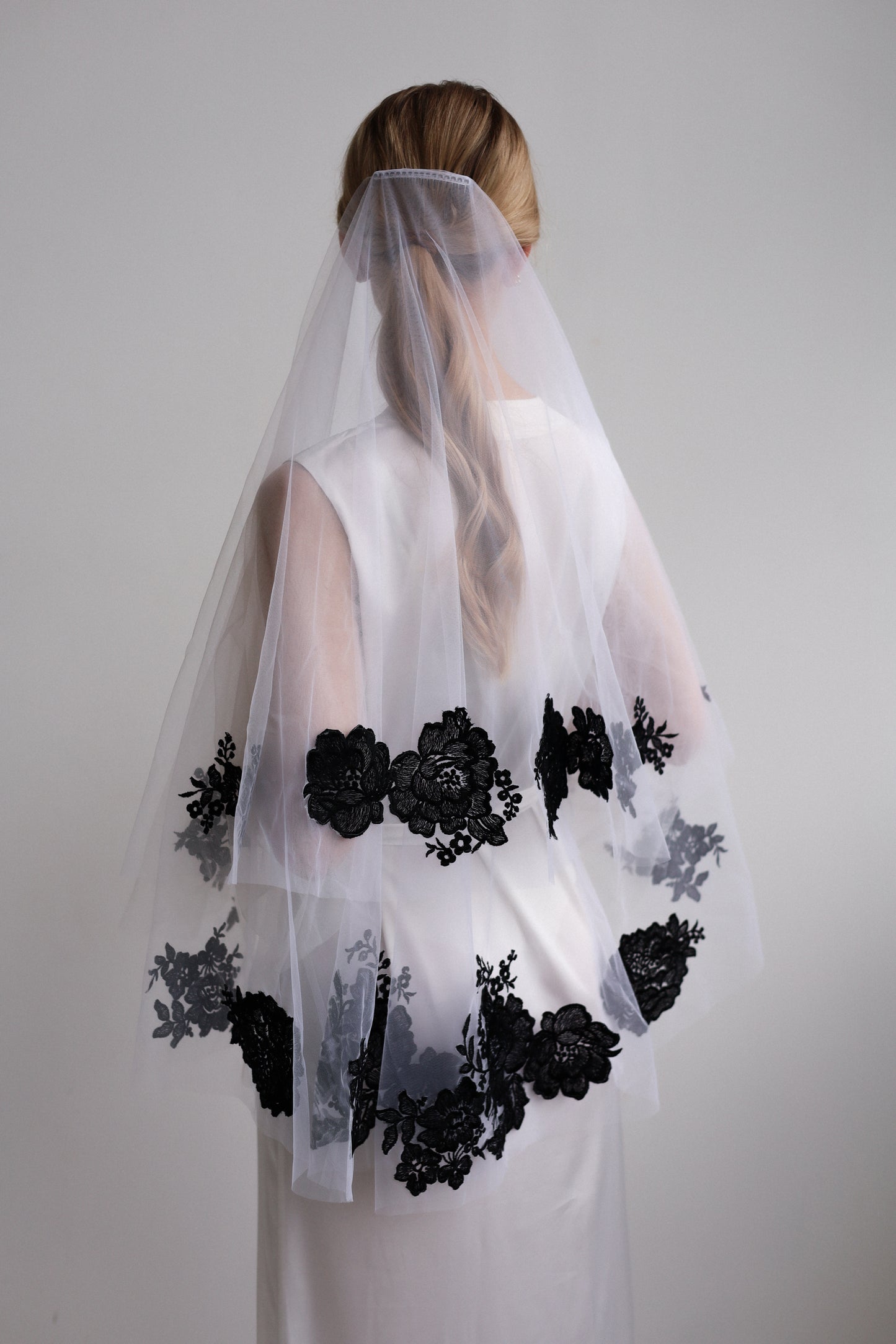 OLIVIA WEDDING VEIL - MariaVeils