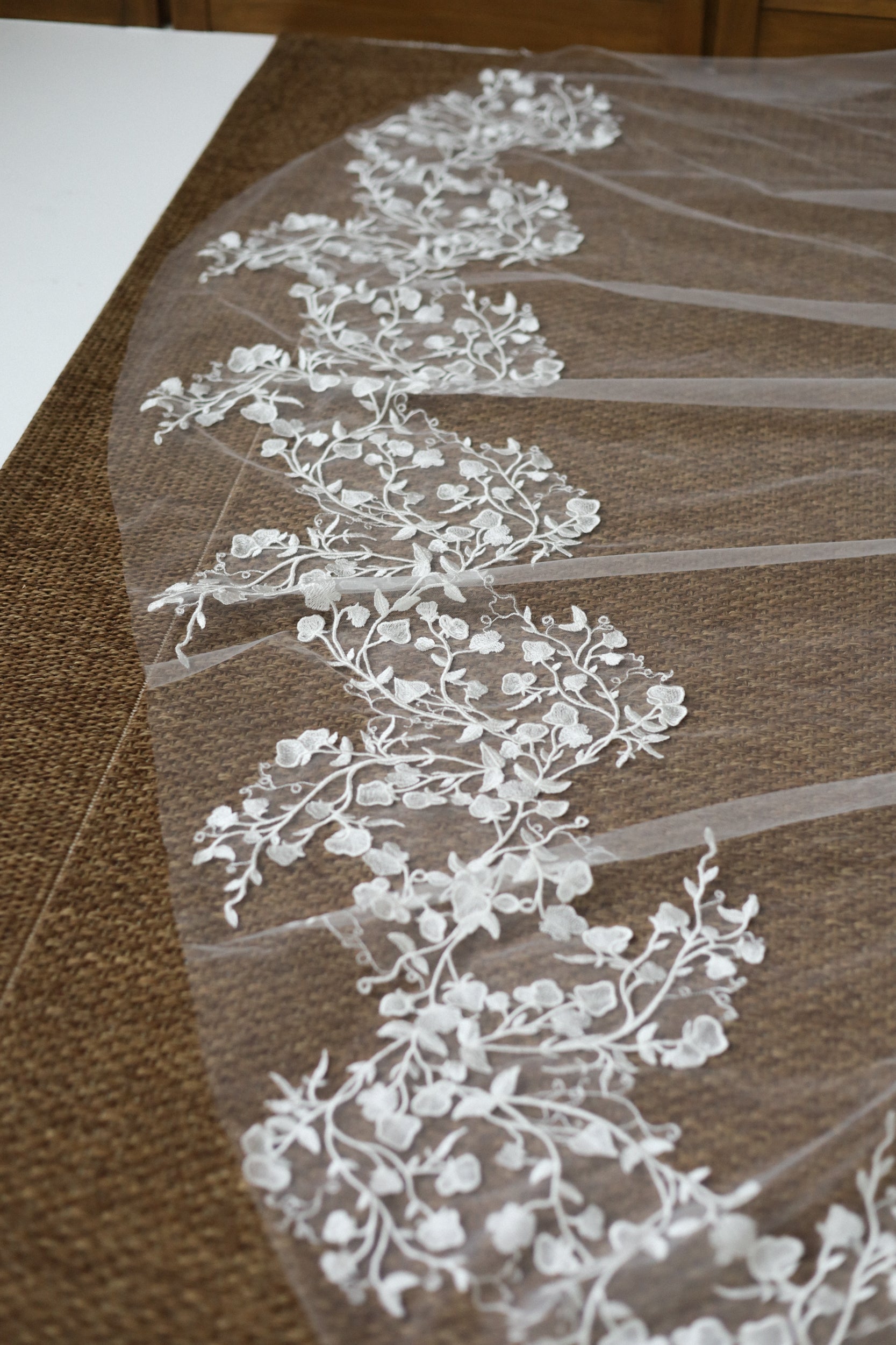 CAITLYN WEDDING VEIL - MariaVeils