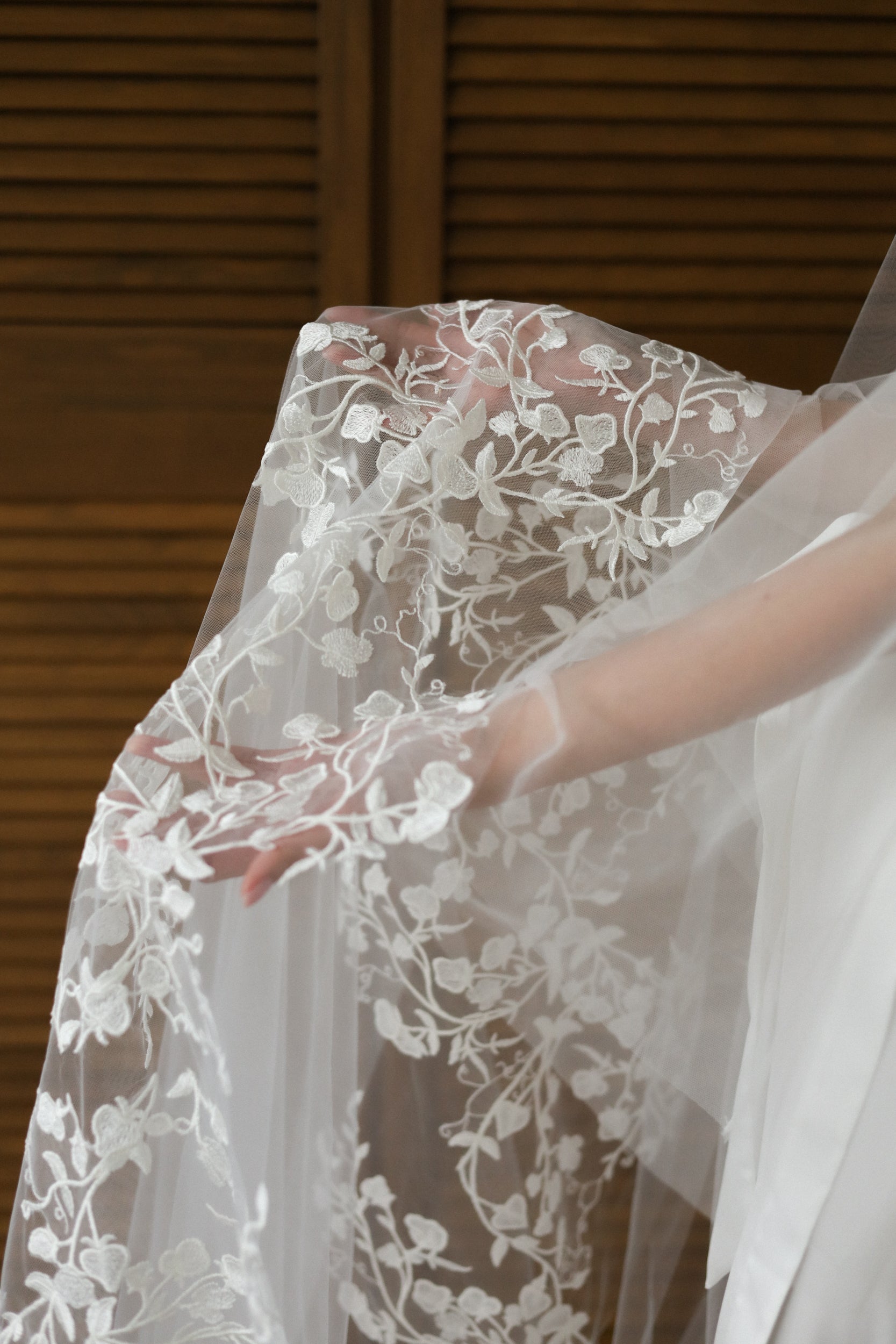 CAITLYN WEDDING VEIL - MariaVeils