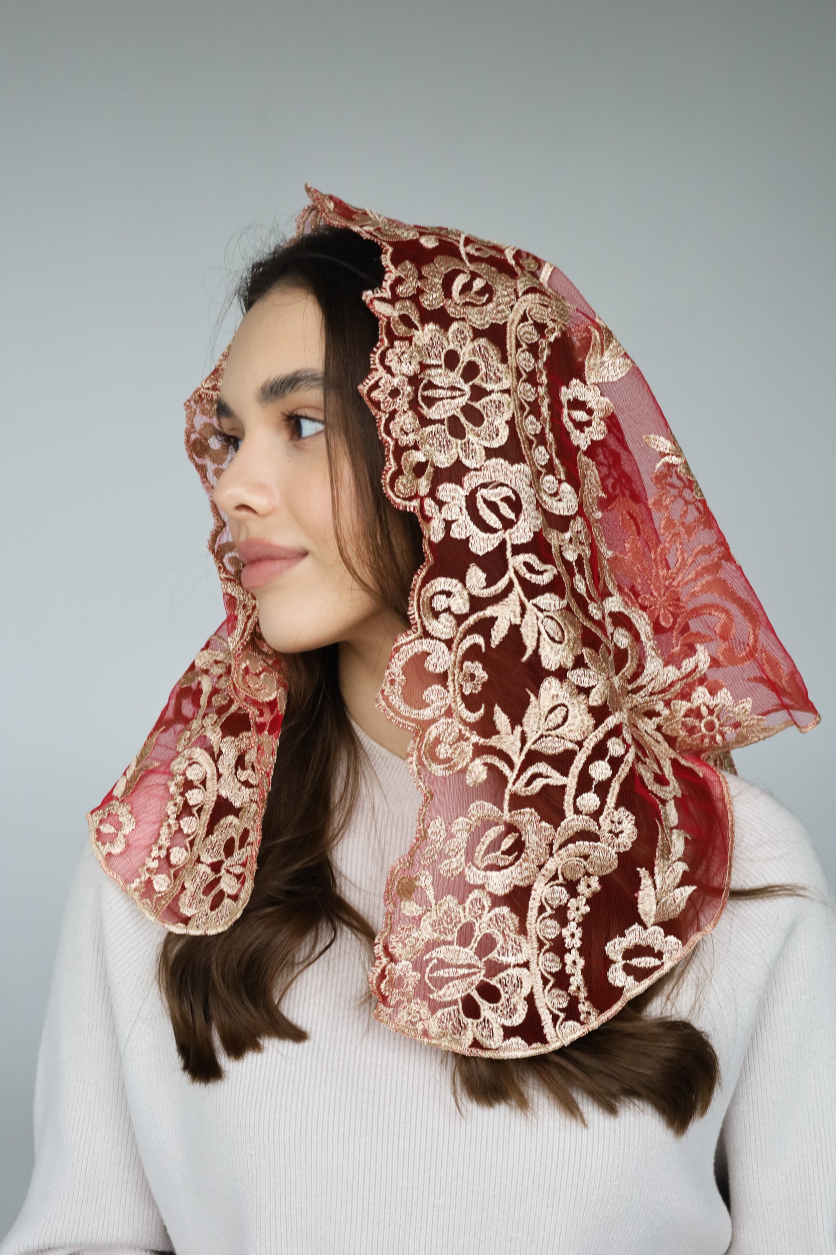 SHORT GOLD & RED VEIL - MariaVeils
