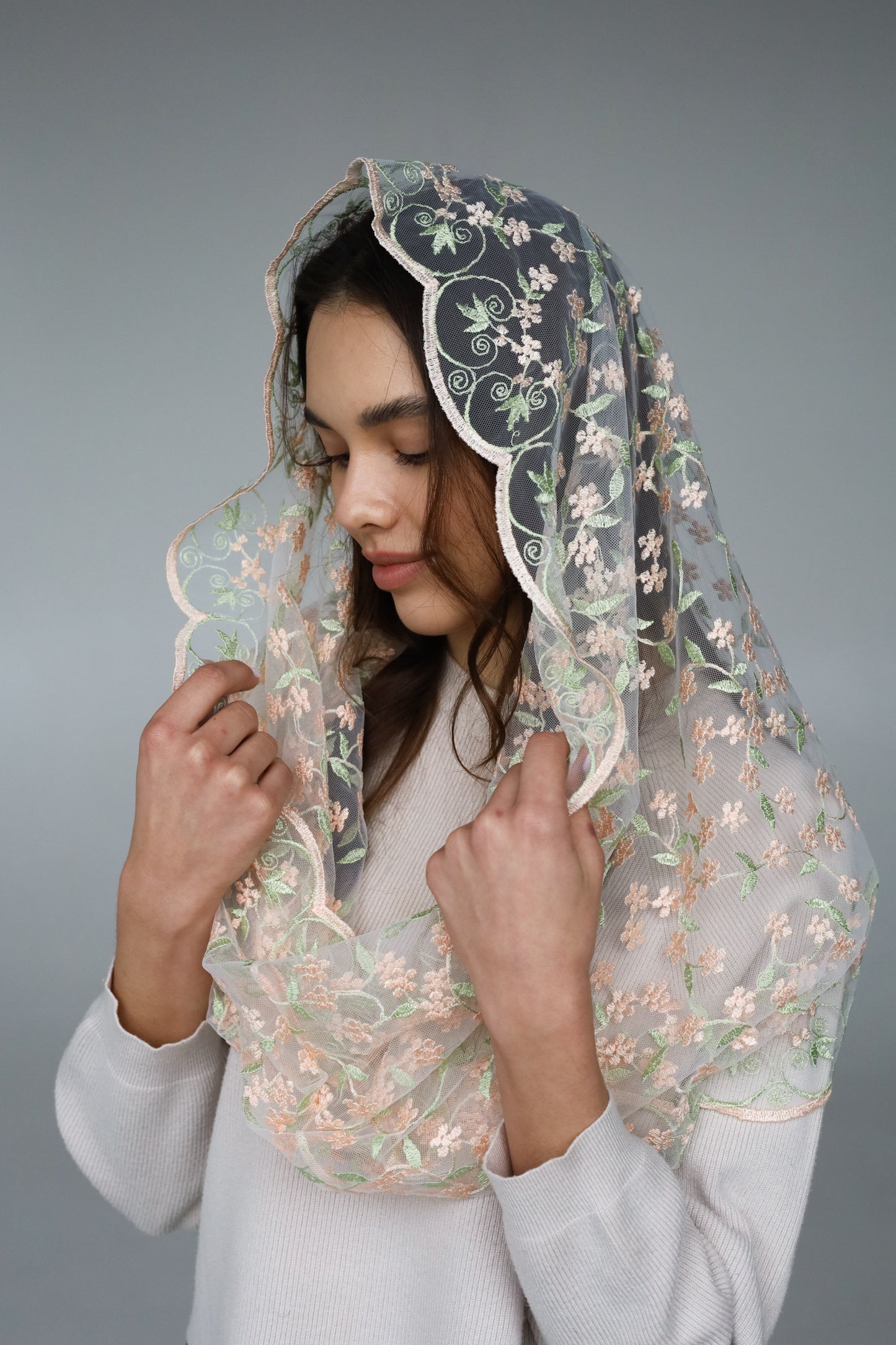 PEACH & PISTACHIO VEIL