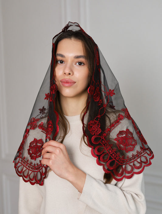 SHORT BURGUNDY VEIL - MariaVeils