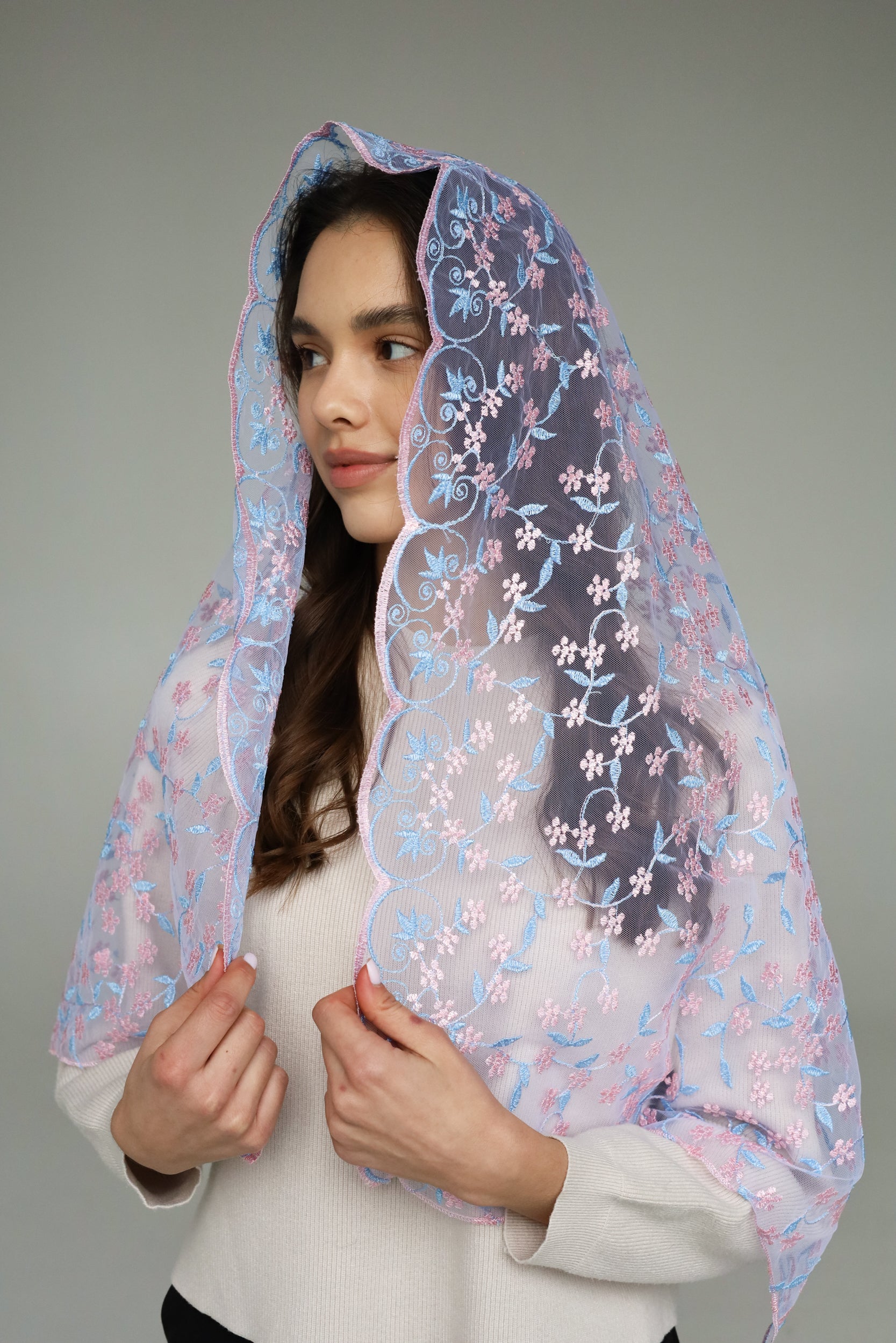 EXTRA LONG PINK & BLUE VEIL - MariaVeils