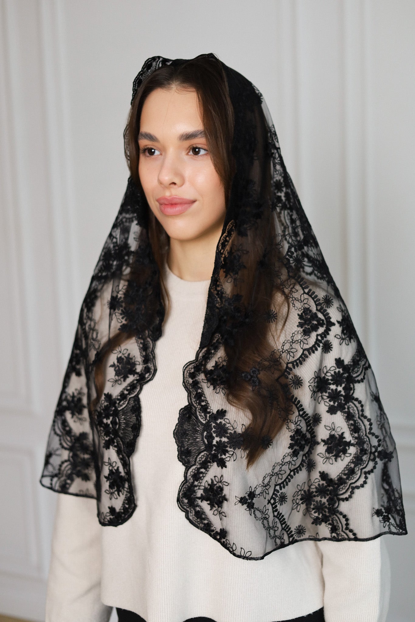 NEW BLACK MANTILLA - MariaVeils