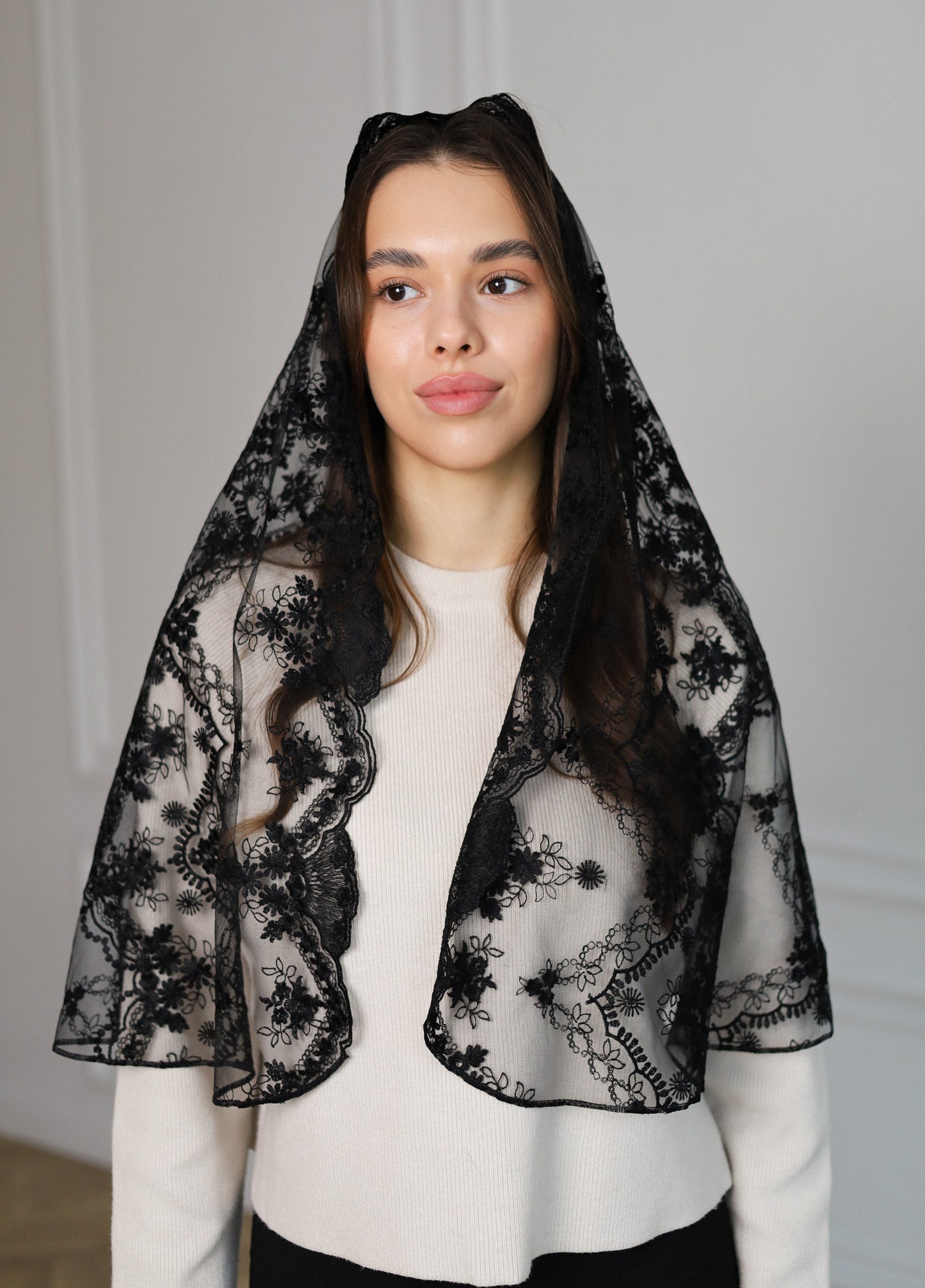 NEW BLACK MANTILLA - MariaVeils