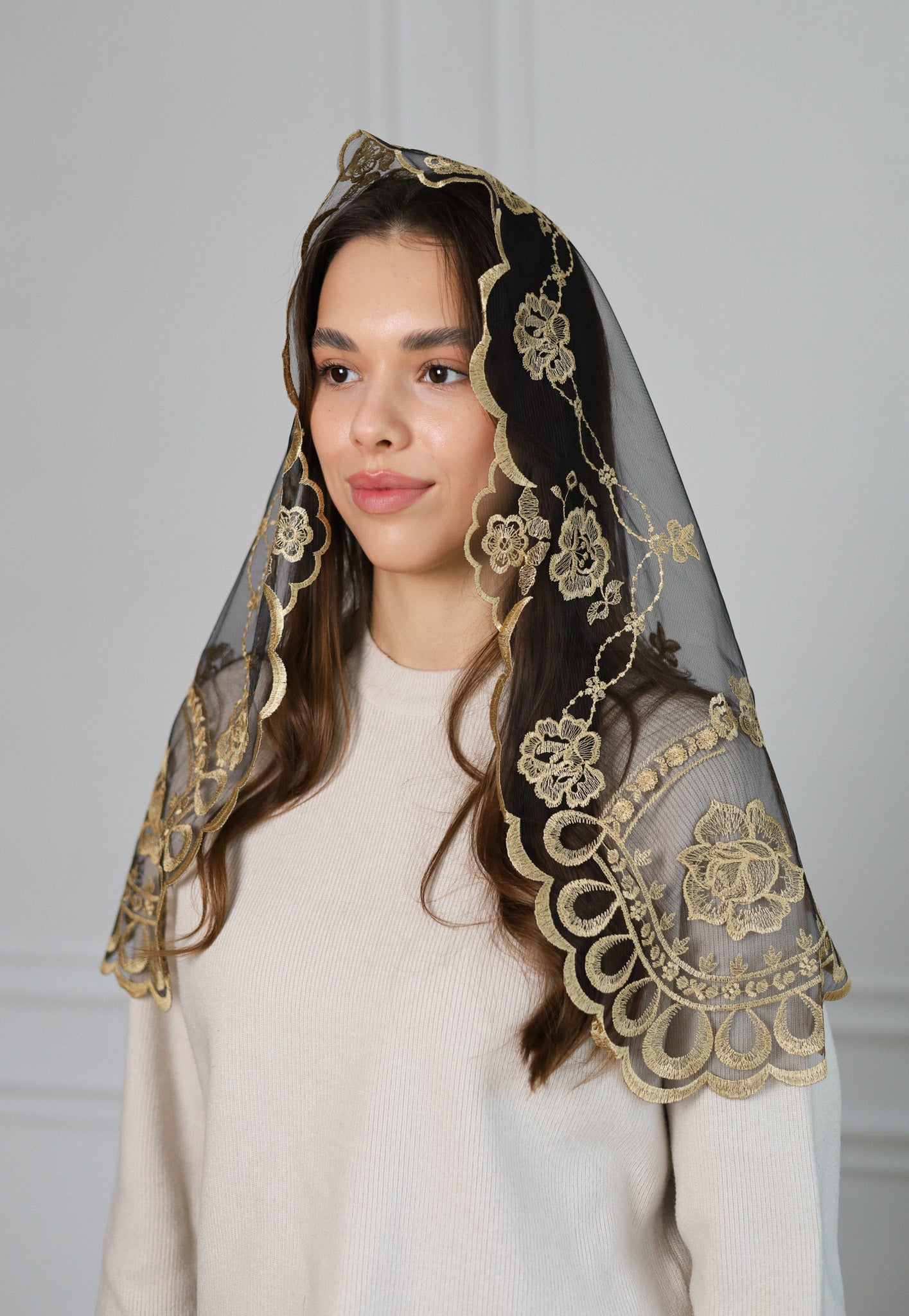 SHORT GOLD VEIL - MariaVeils