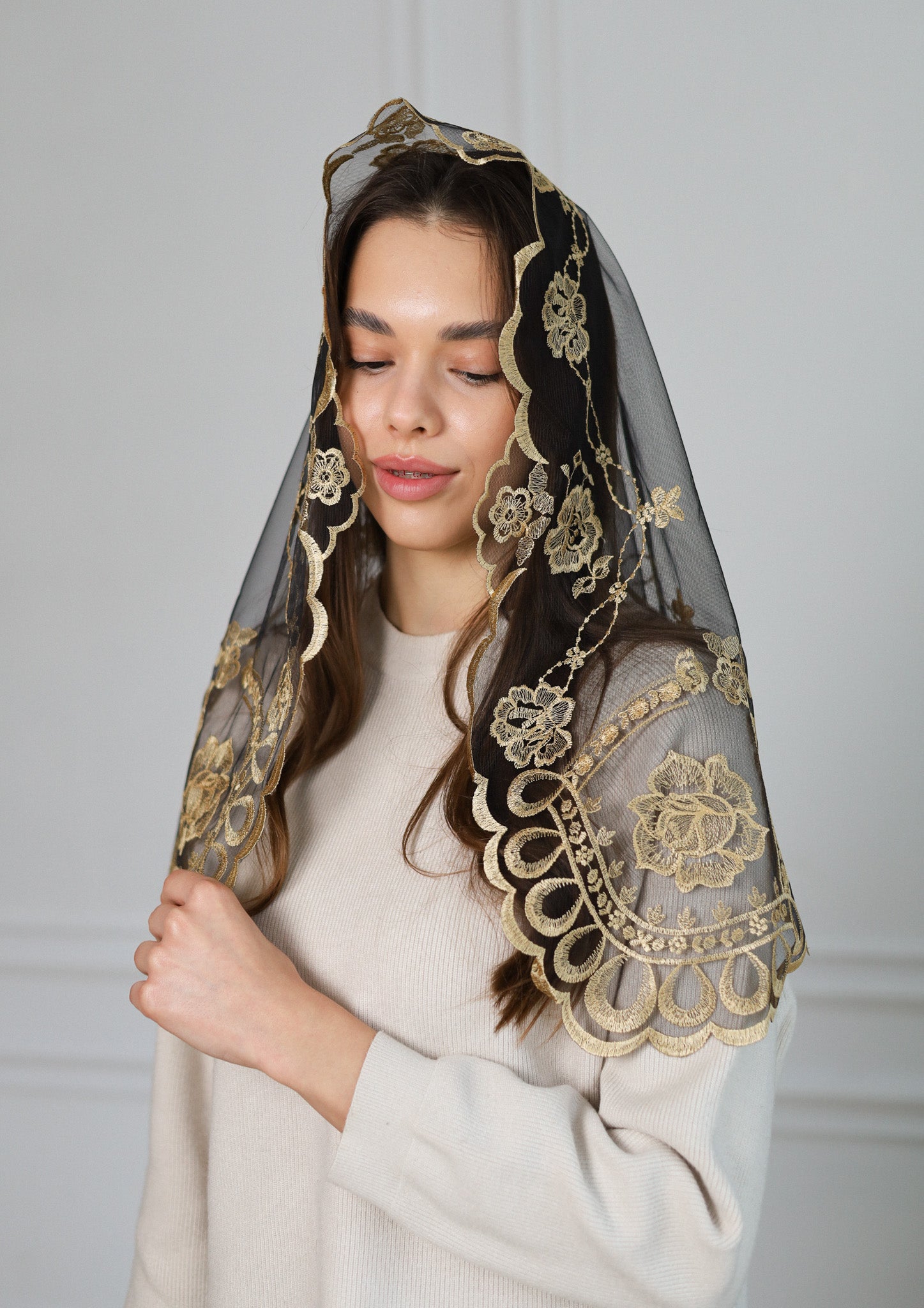 SHORT GOLD VEIL - MariaVeils