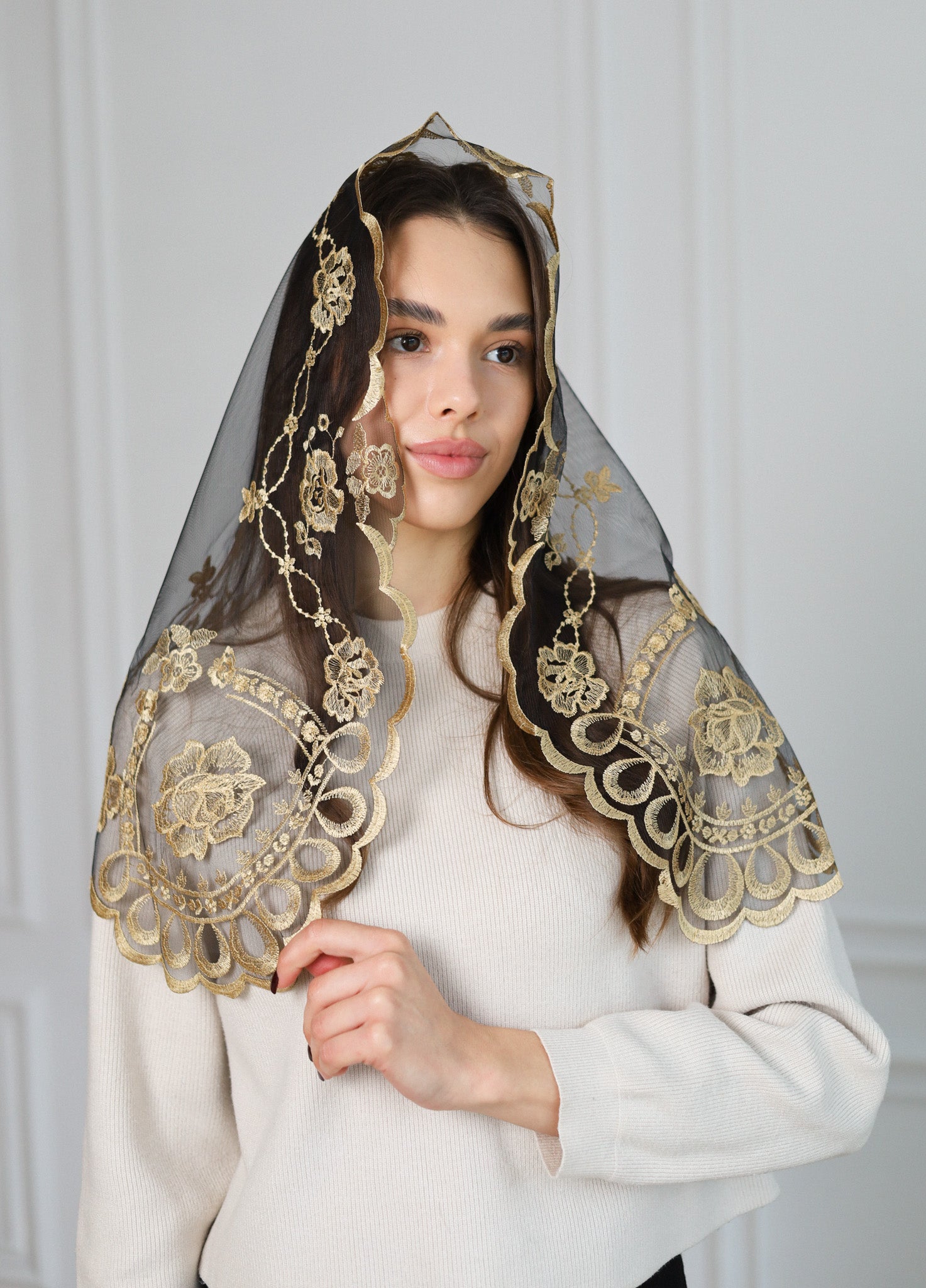 SHORT GOLD VEIL - MariaVeils