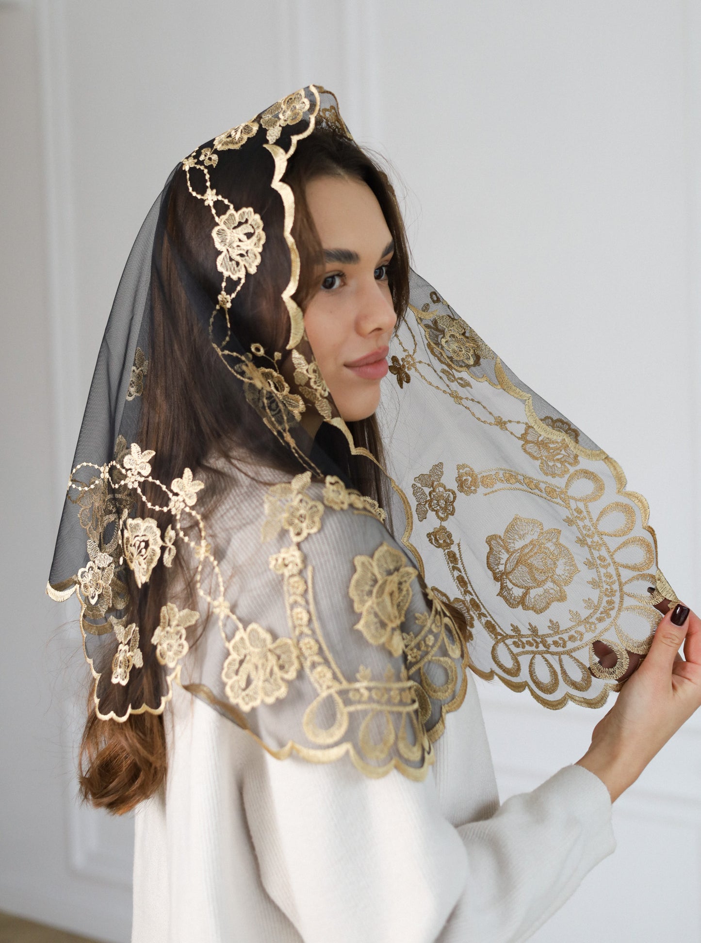 SHORT GOLD VEIL - MariaVeils