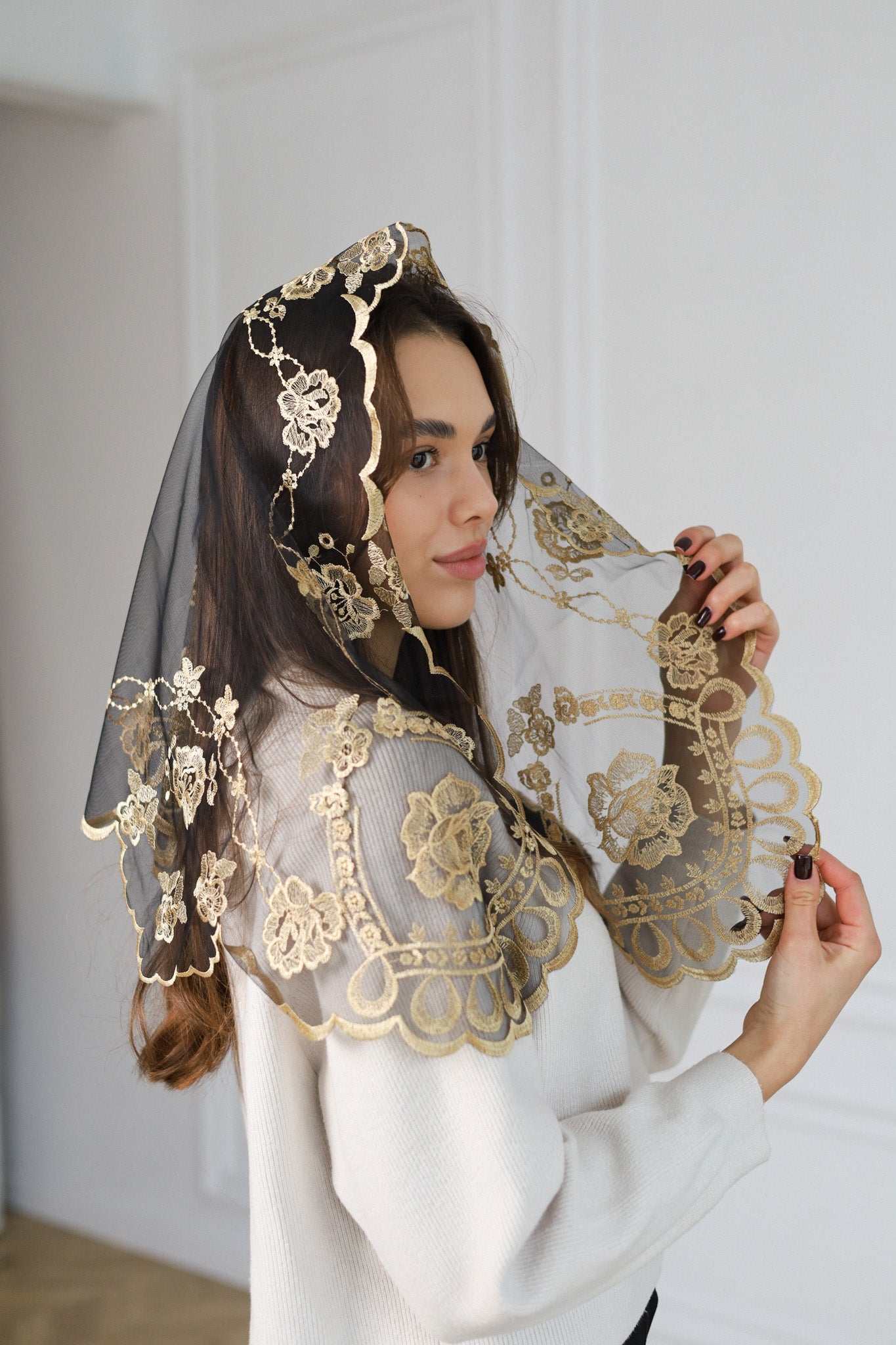 SHORT GOLD VEIL - MariaVeils