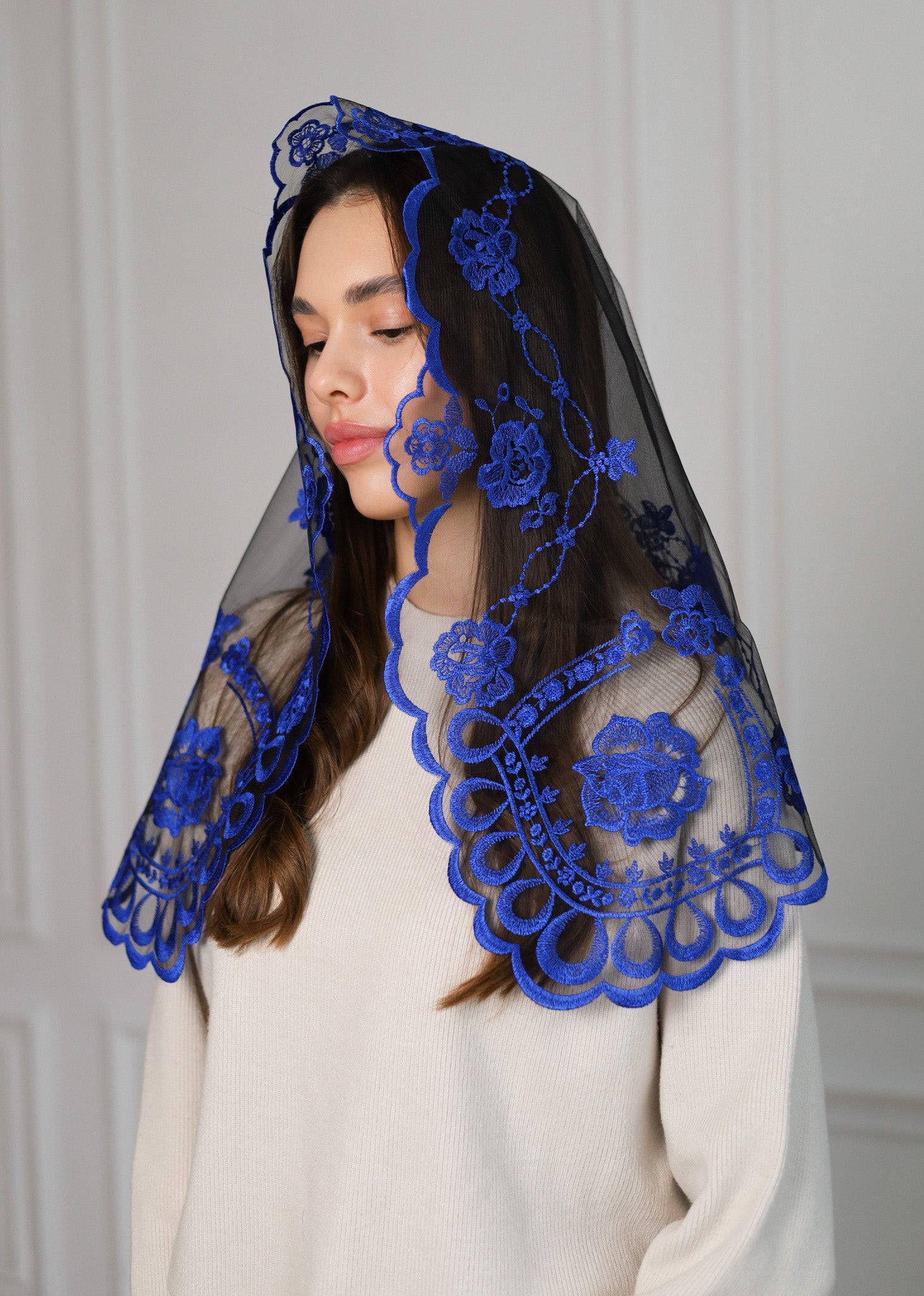 SHORT BLUE VEIL - MariaVeils