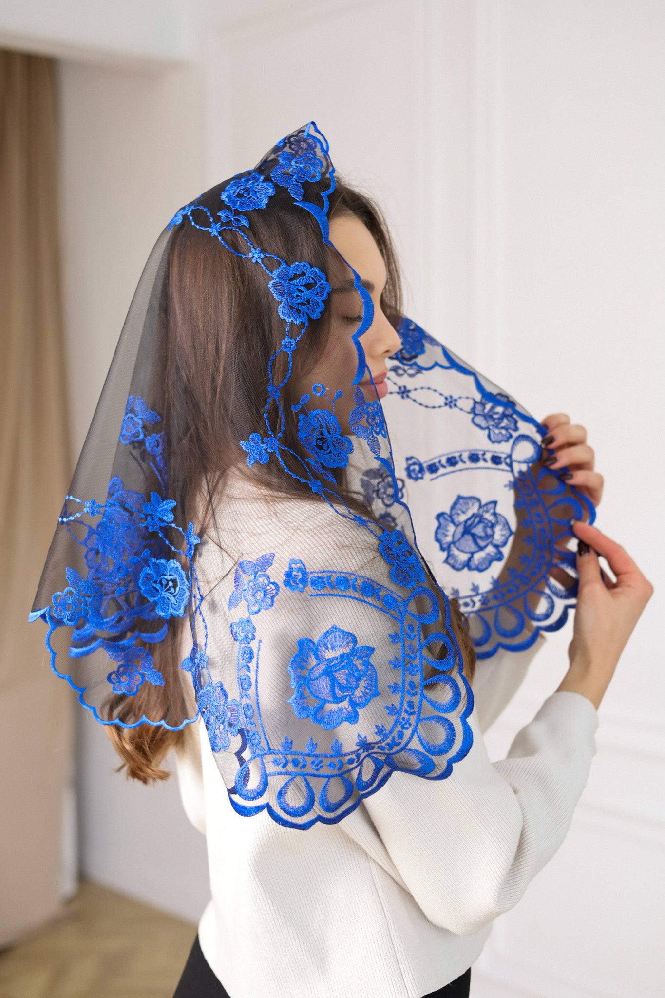 SHORT BLUE VEIL - MariaVeils