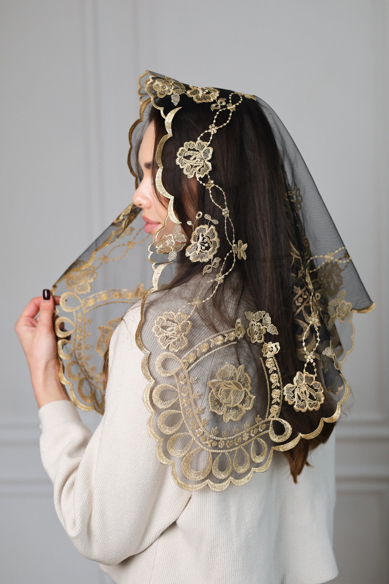SHORT GOLD VEIL - MariaVeils
