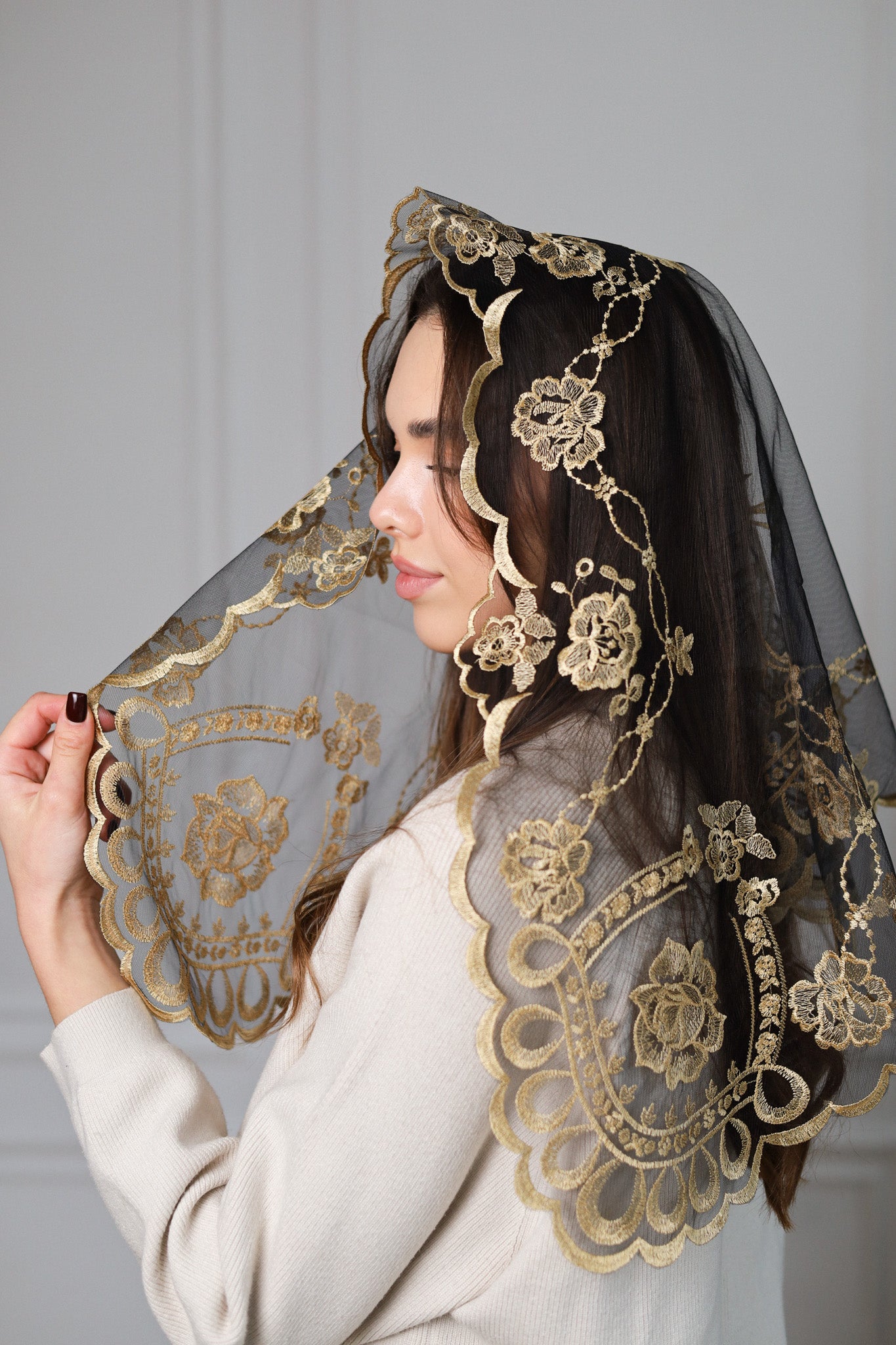 SHORT GOLD VEIL - MariaVeils